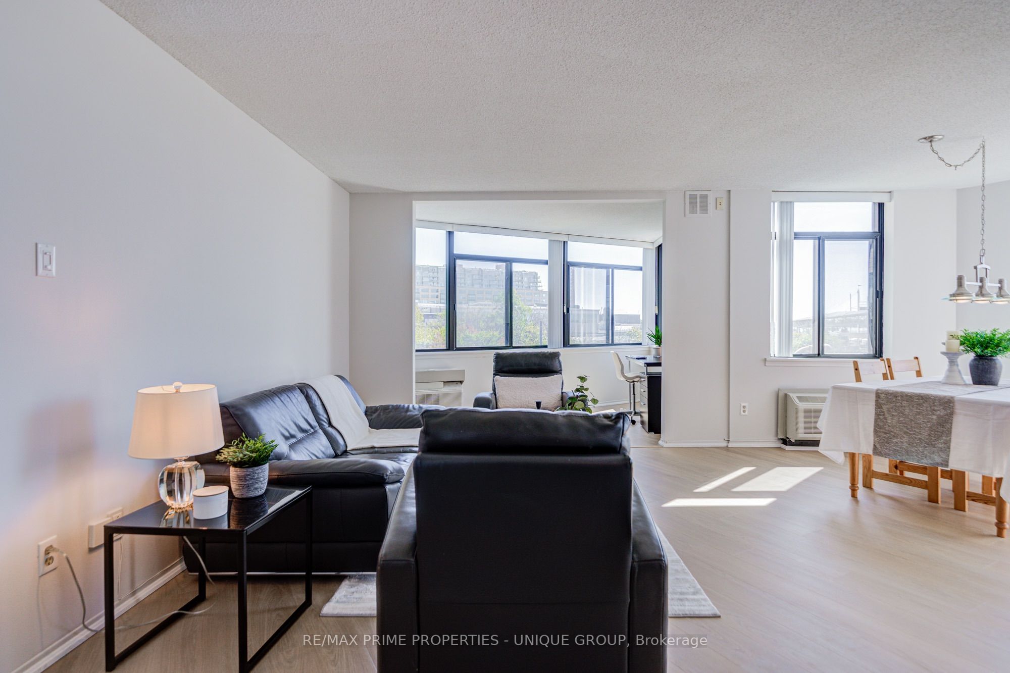250 Queens Quay W 301 Property Photo 6