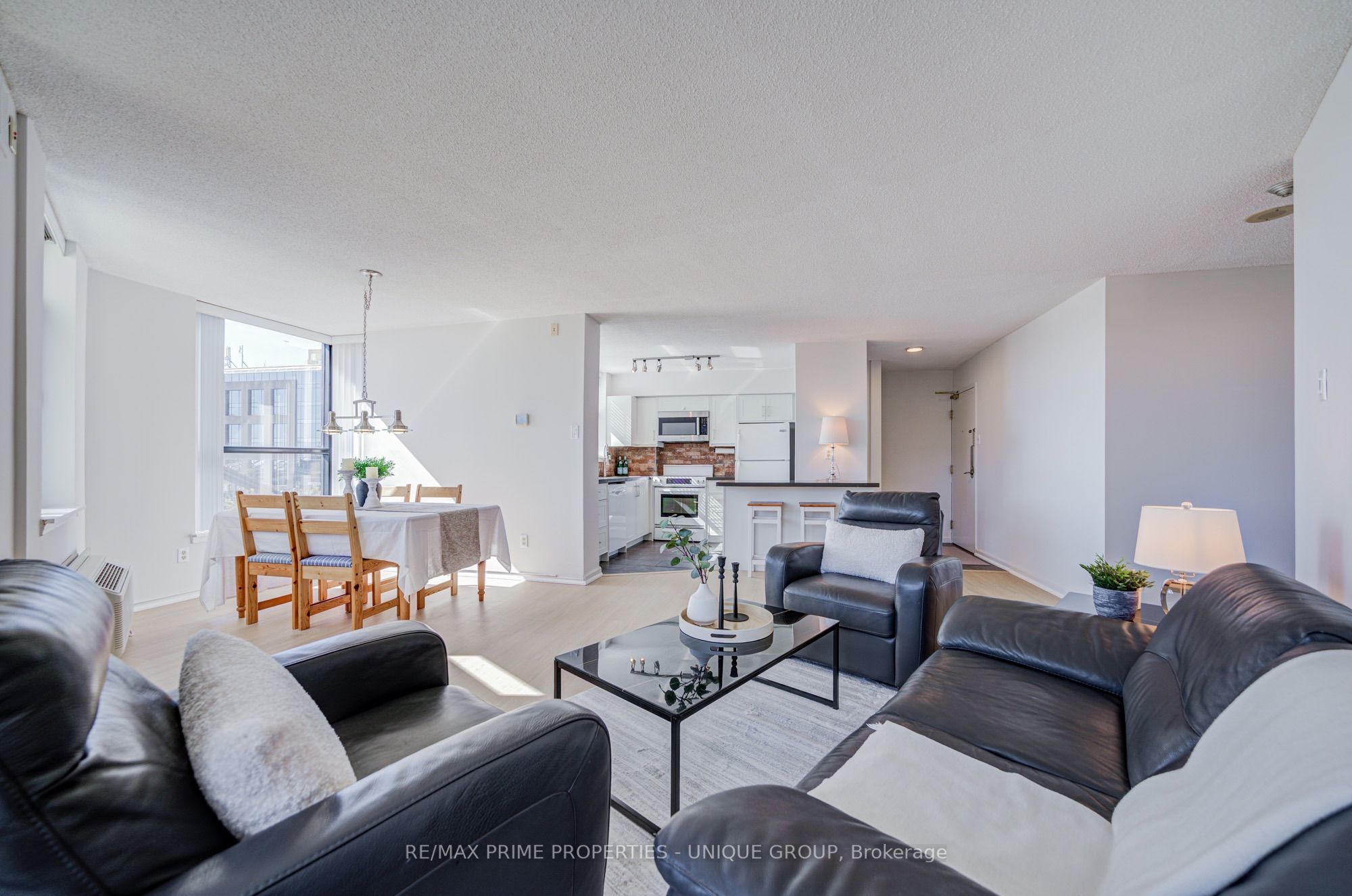 250 Queens Quay W 301 Property Photo 10