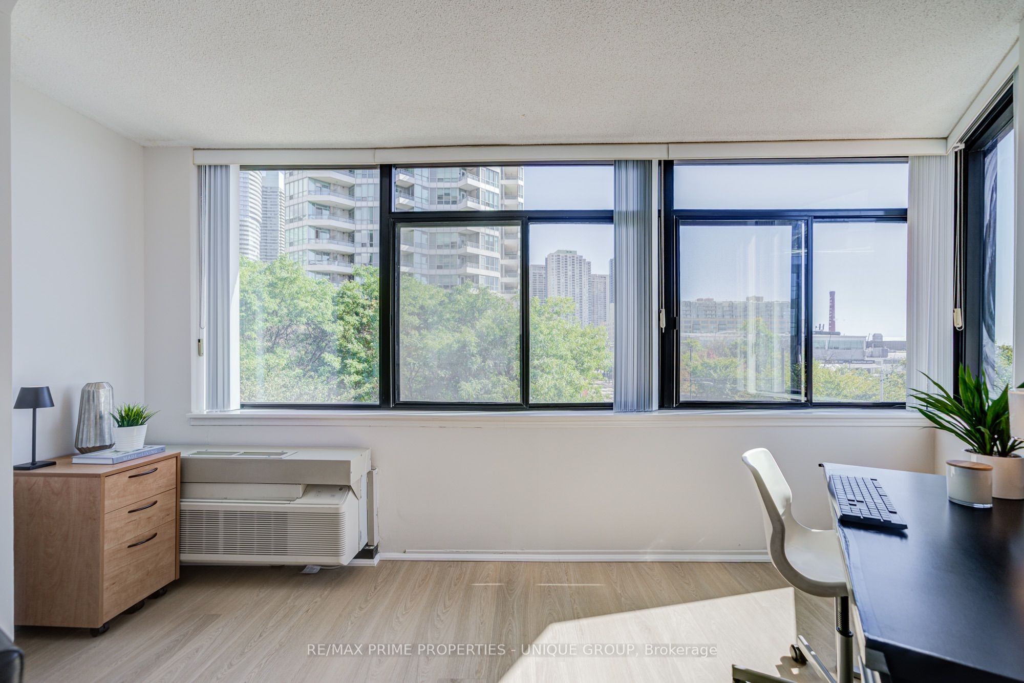 250 Queens Quay W 301 Property Photo 24