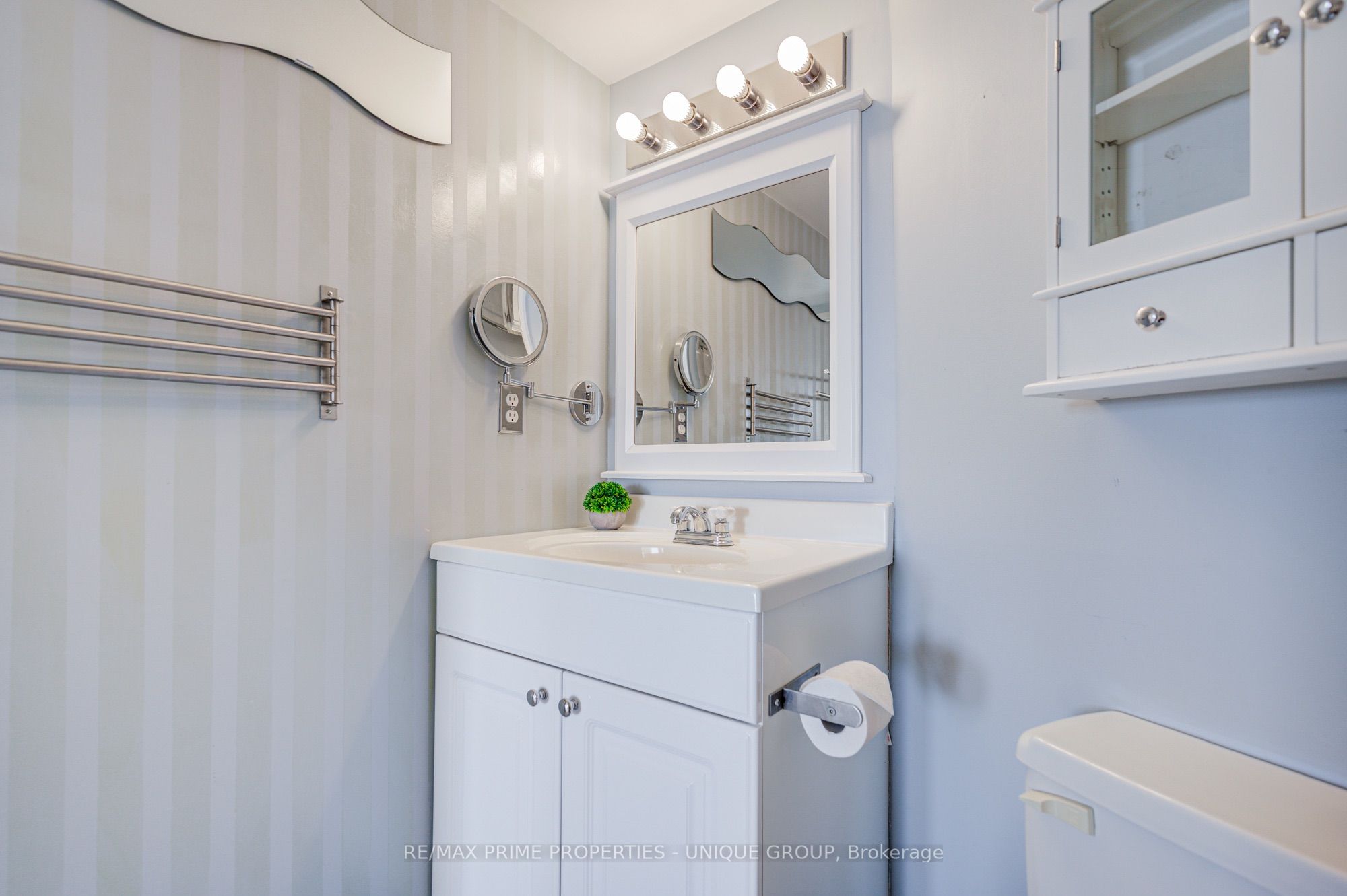 250 Queens Quay W 301 Property Photo 28
