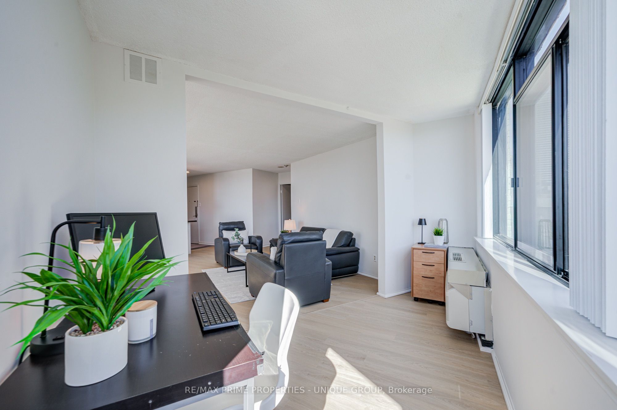 250 Queens Quay W 301 Property Photo 29