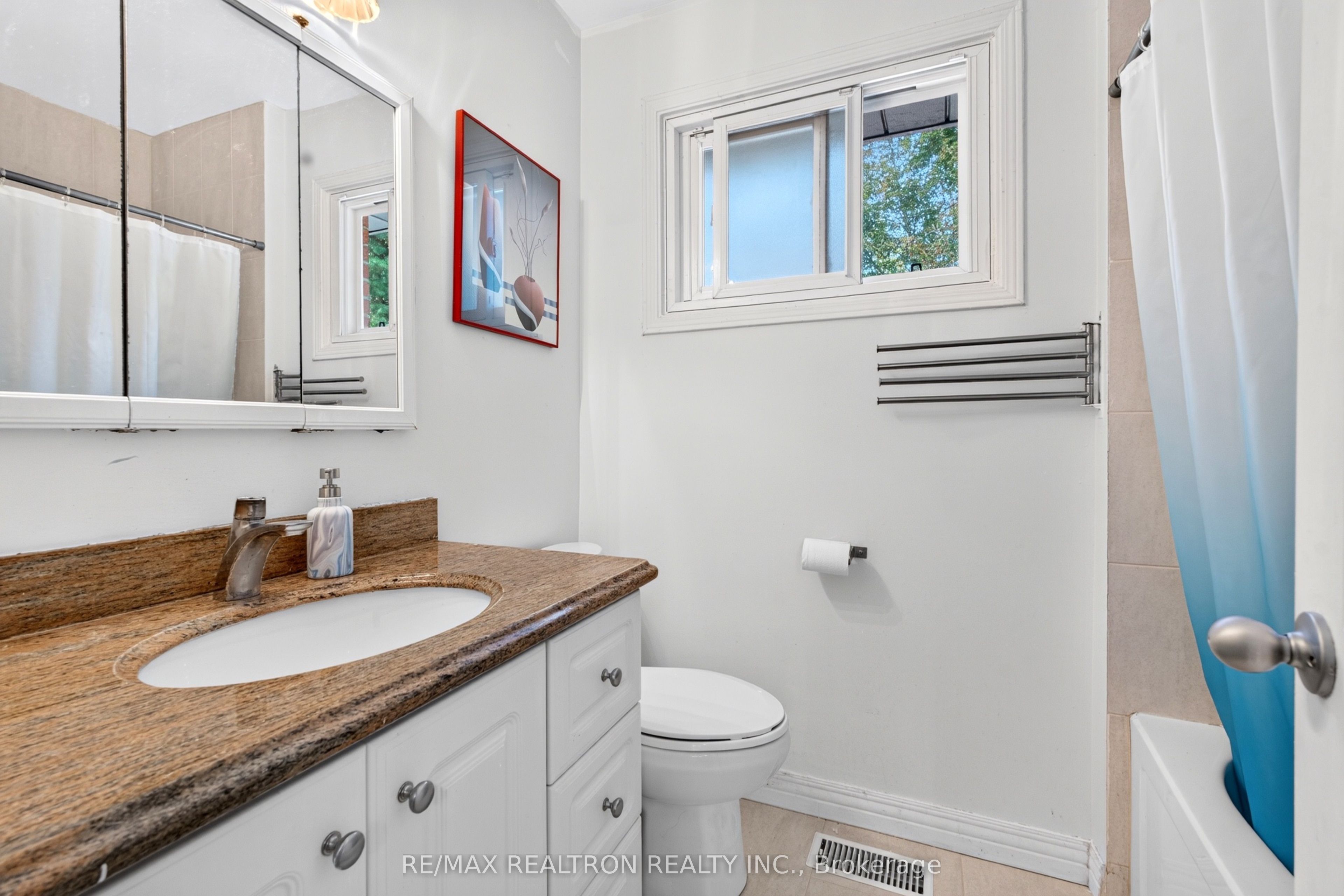 591 Cummer Avenue Property Photo 15