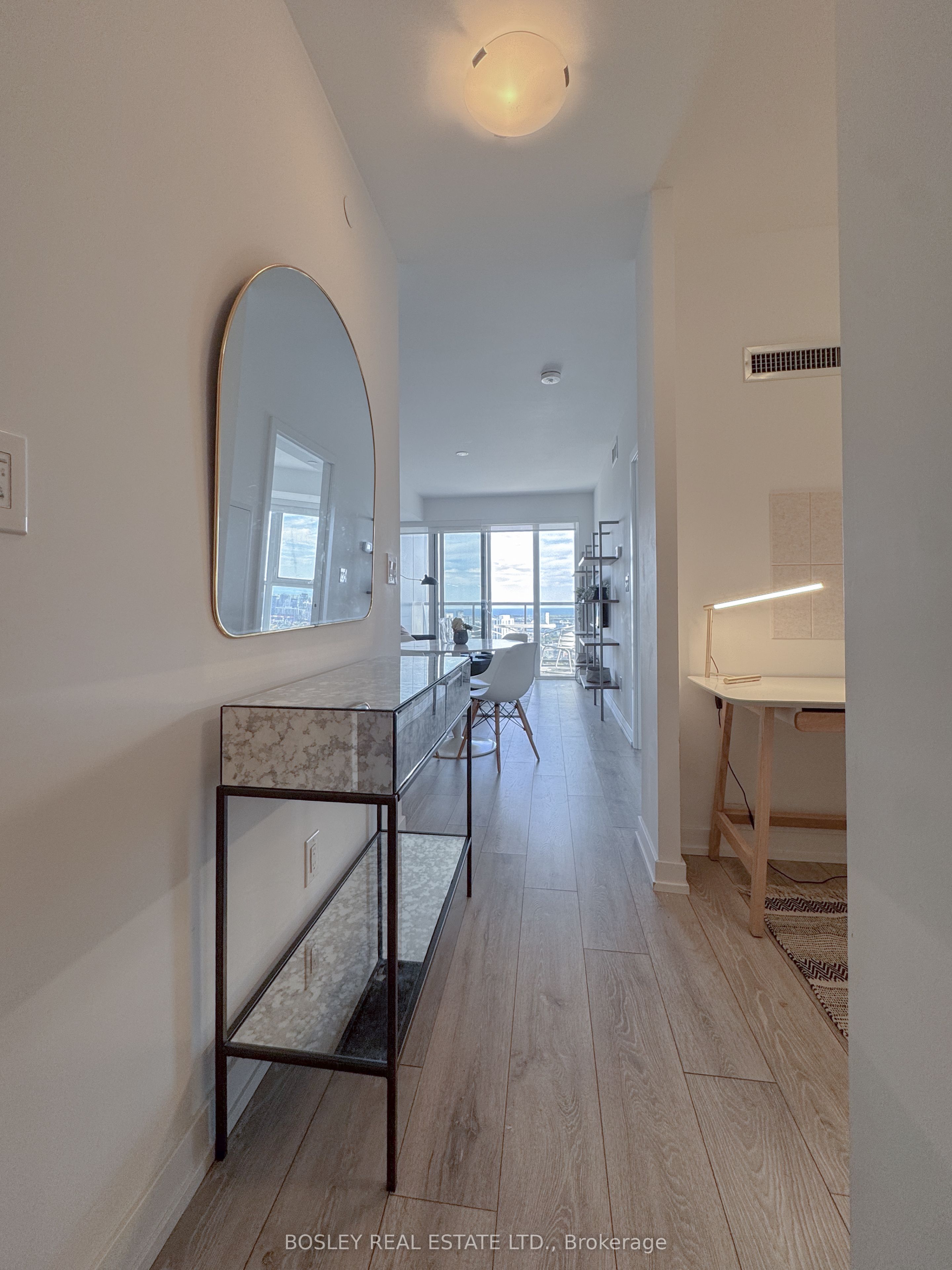 159 Wellesley Street E 2907 Property Photo 10