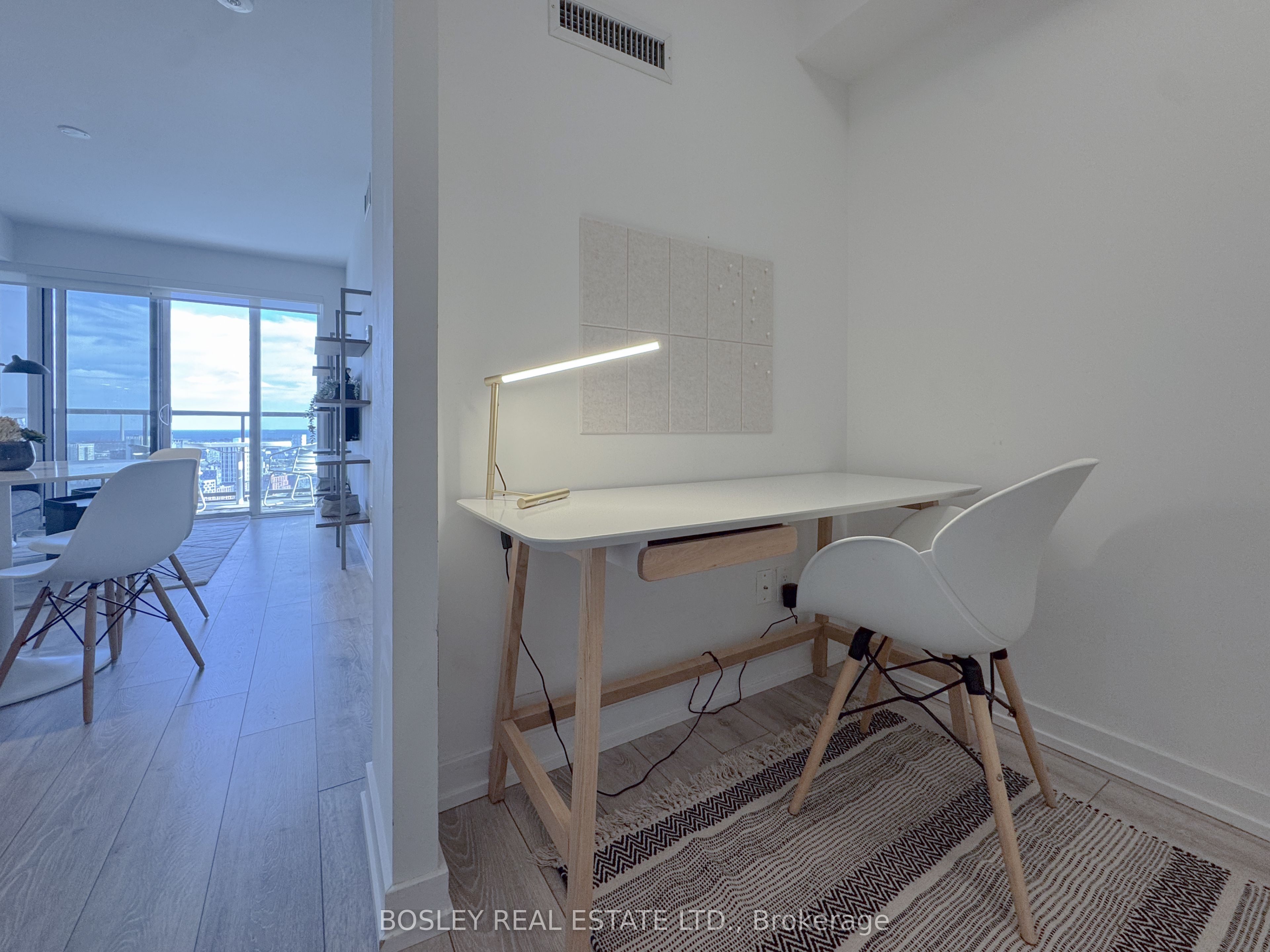 159 Wellesley Street E 2907 Property Photo 11