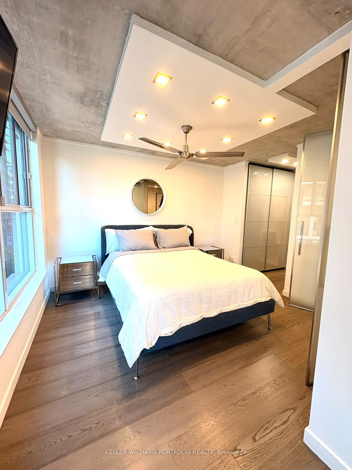 222 The Esplanade 614 Property Photo 10