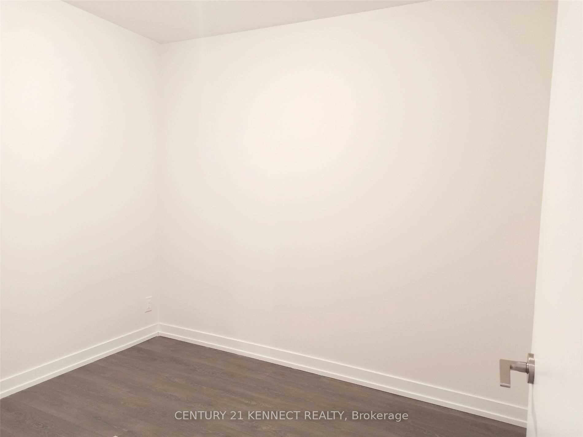 125 Redpath Avenue 714 Property Photo 9