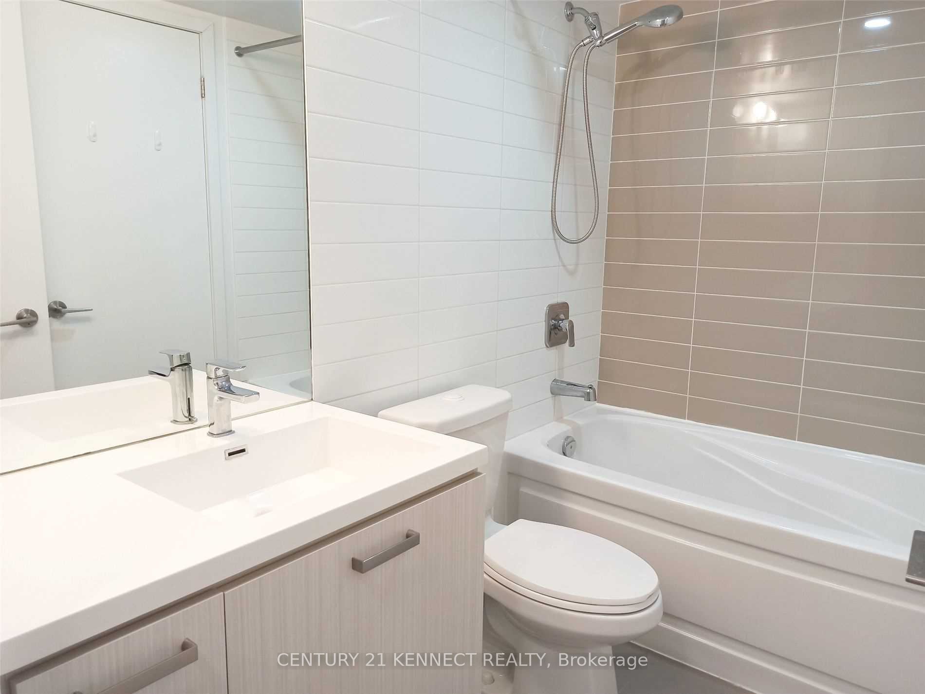 125 Redpath Avenue 714 Property Photo 10