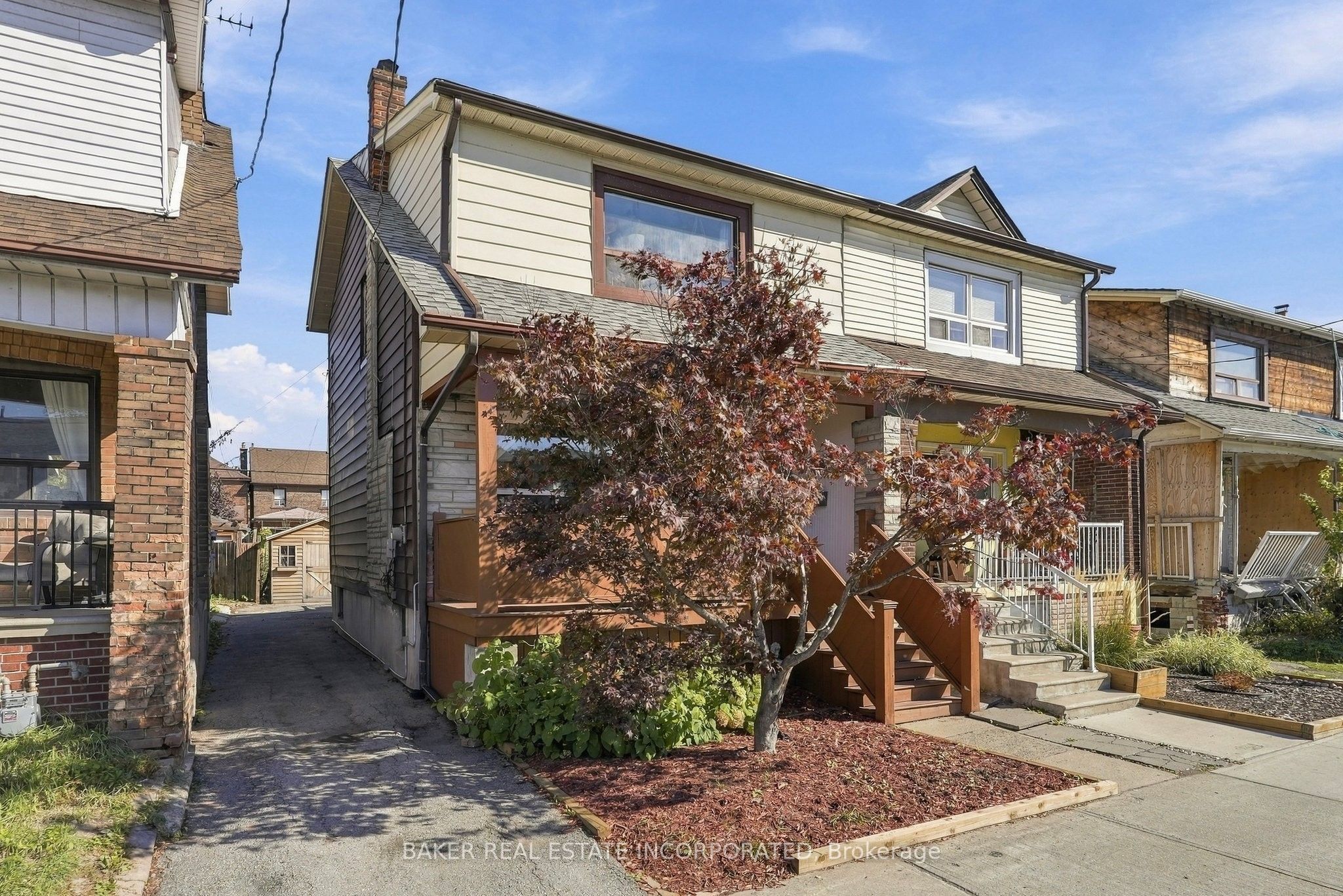 1867 Dufferin Street Property Photo 2