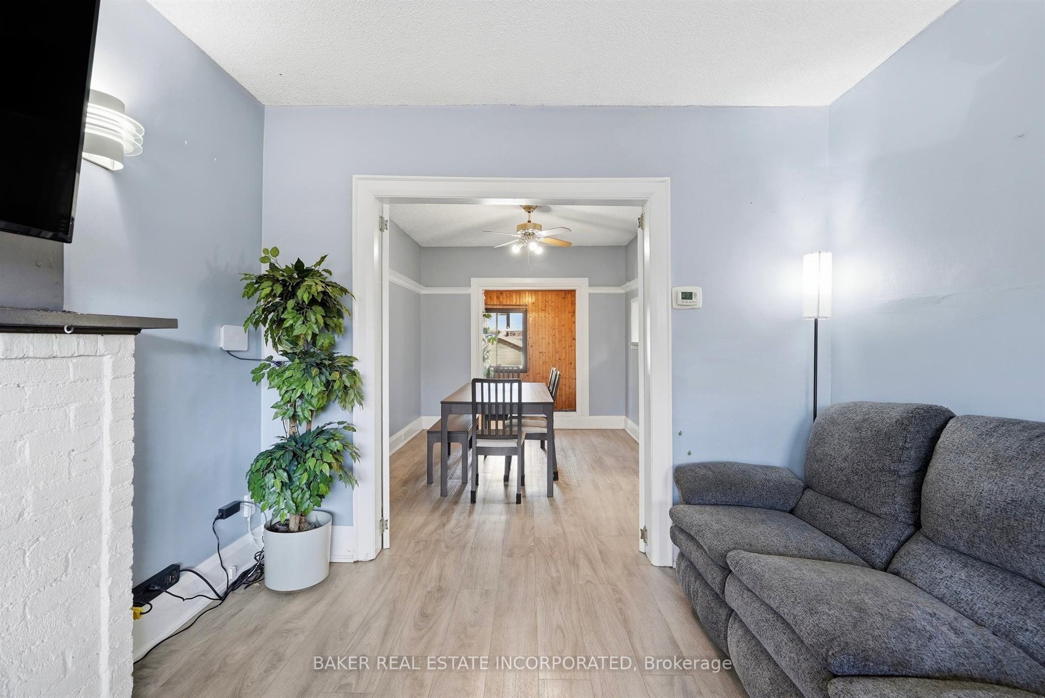 1867 Dufferin Street Property Photo 7