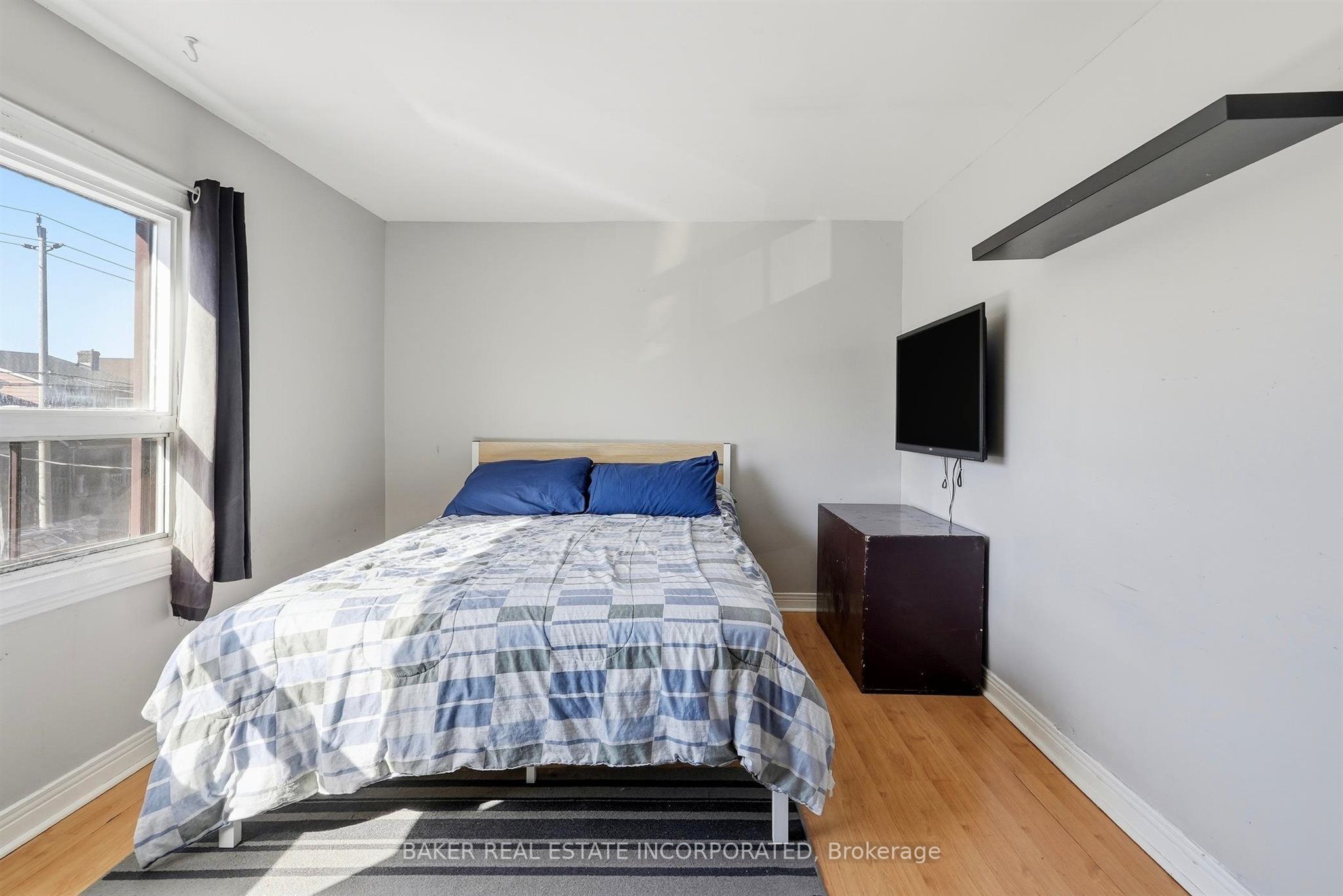1867 Dufferin Street Property Photo 19