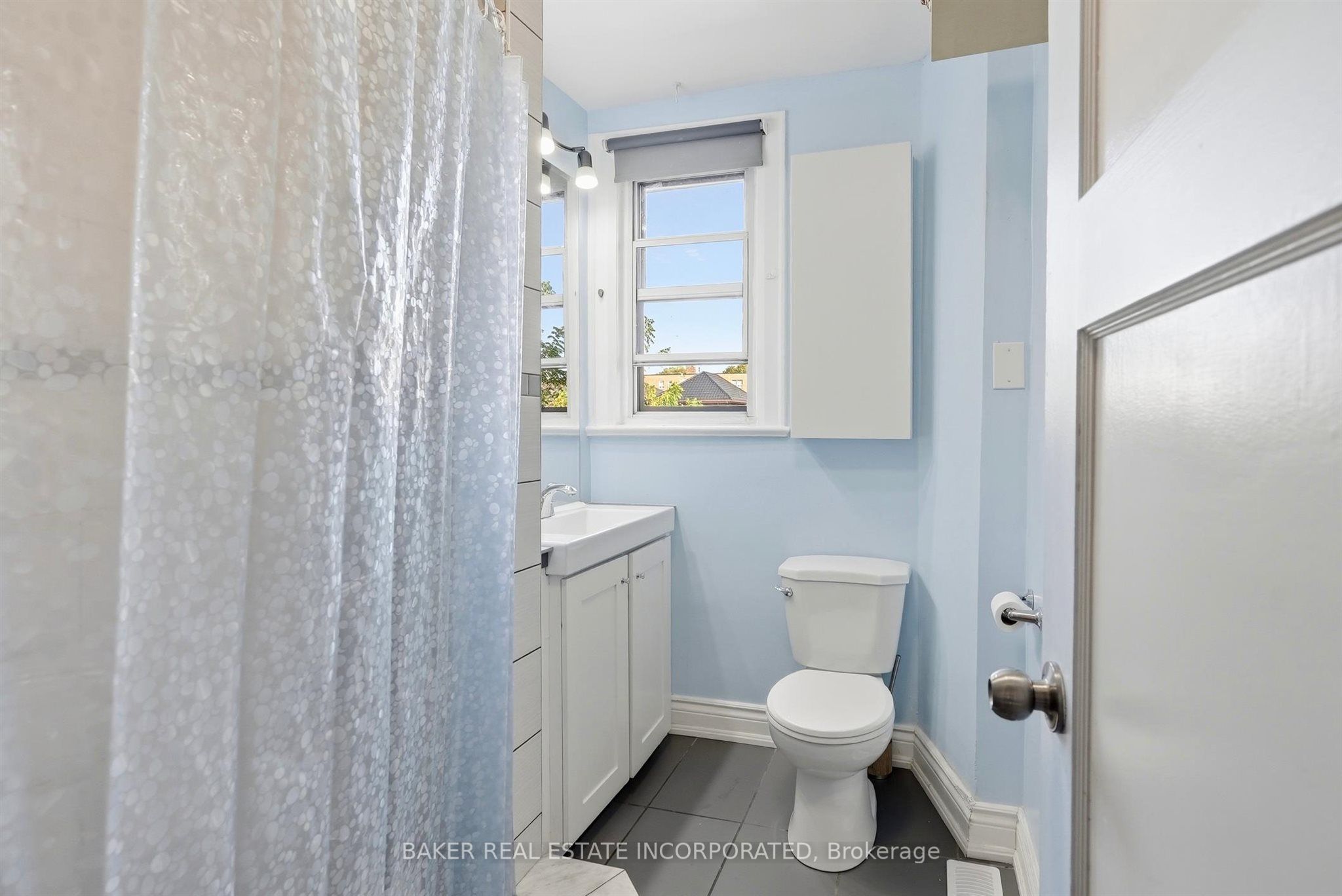 1867 Dufferin Street Property Photo 21
