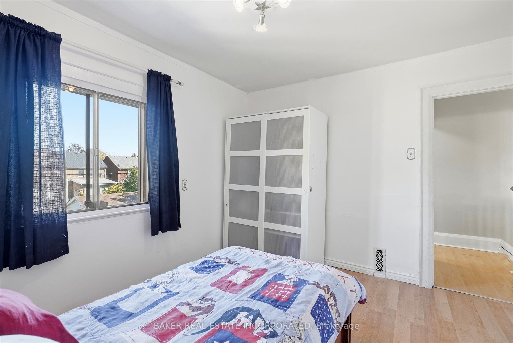 1867 Dufferin Street Property Photo 23