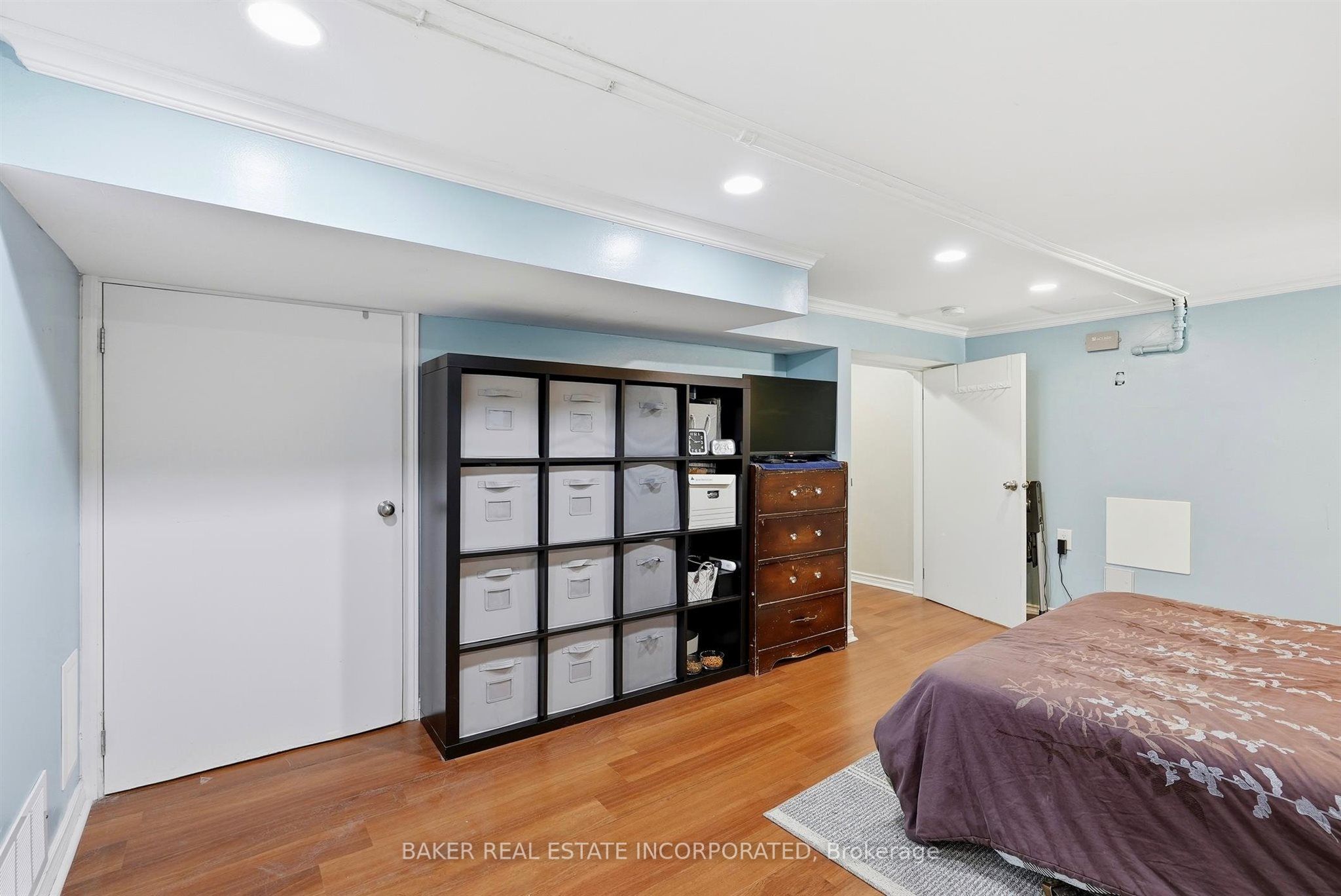 1867 Dufferin Street Property Photo 31