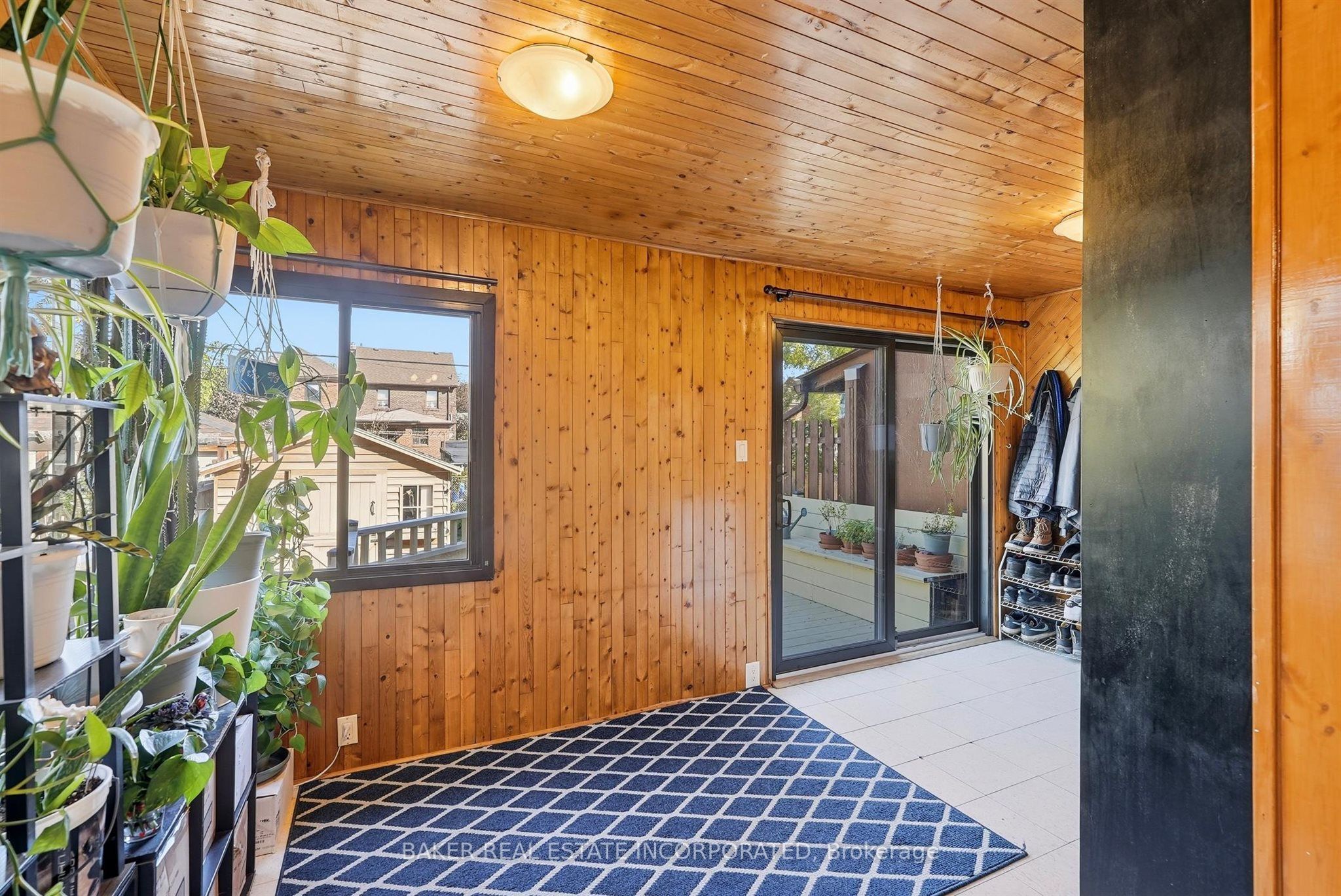 1867 Dufferin Street Property Photo 33