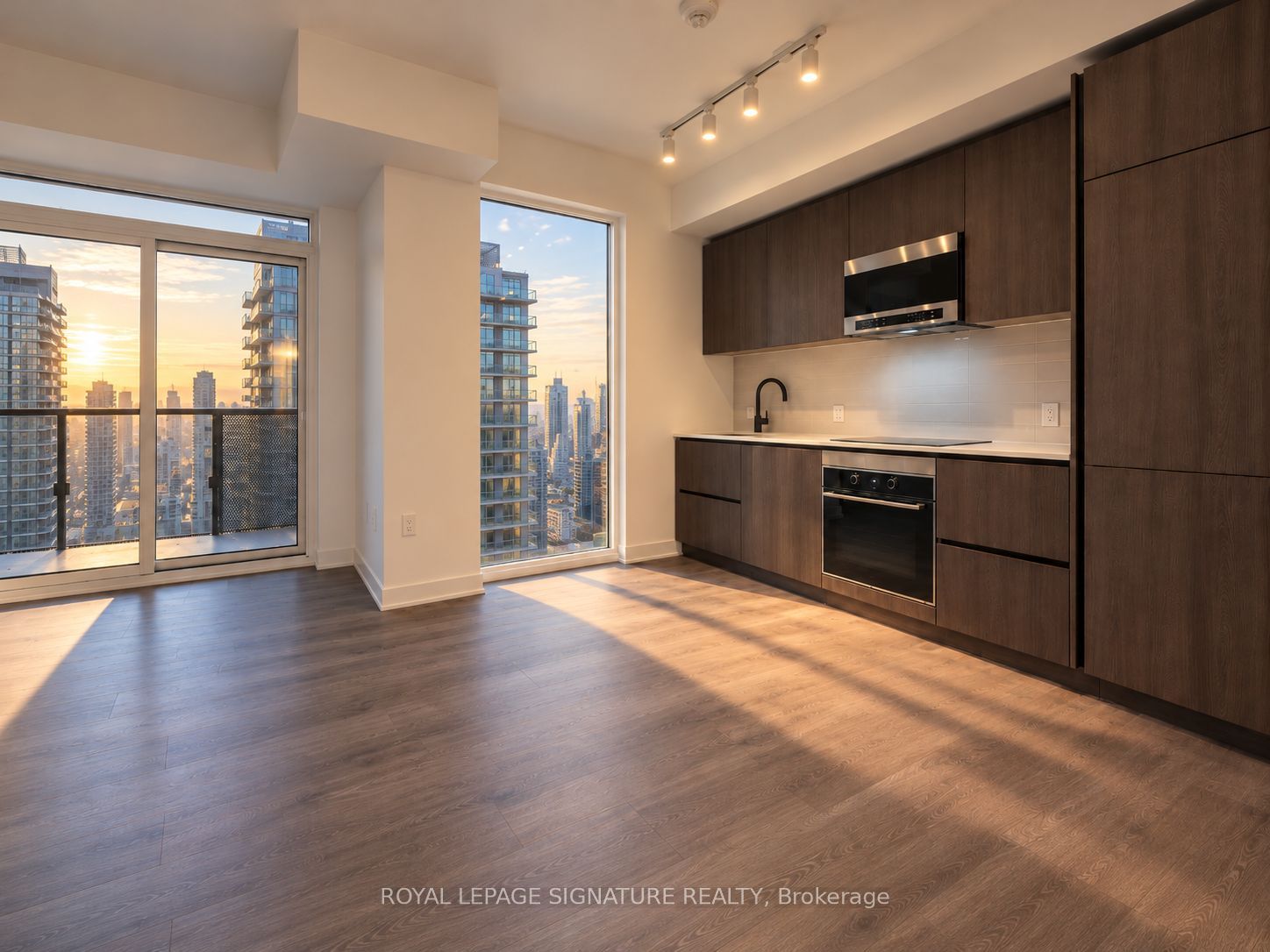 117 Broadway Avenue 3403 Property Photo 6