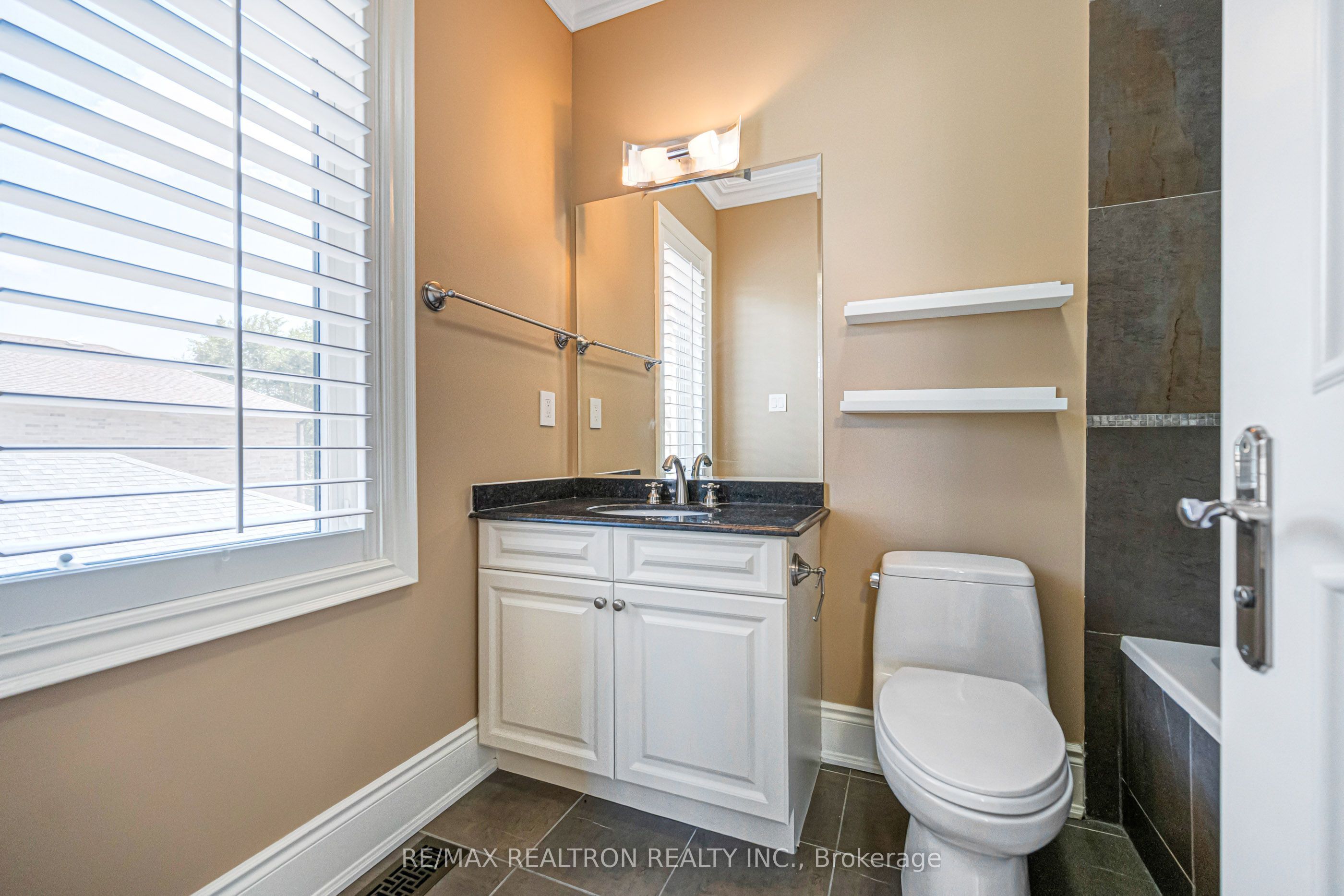 249 Holmes Avenue Property Photo 37