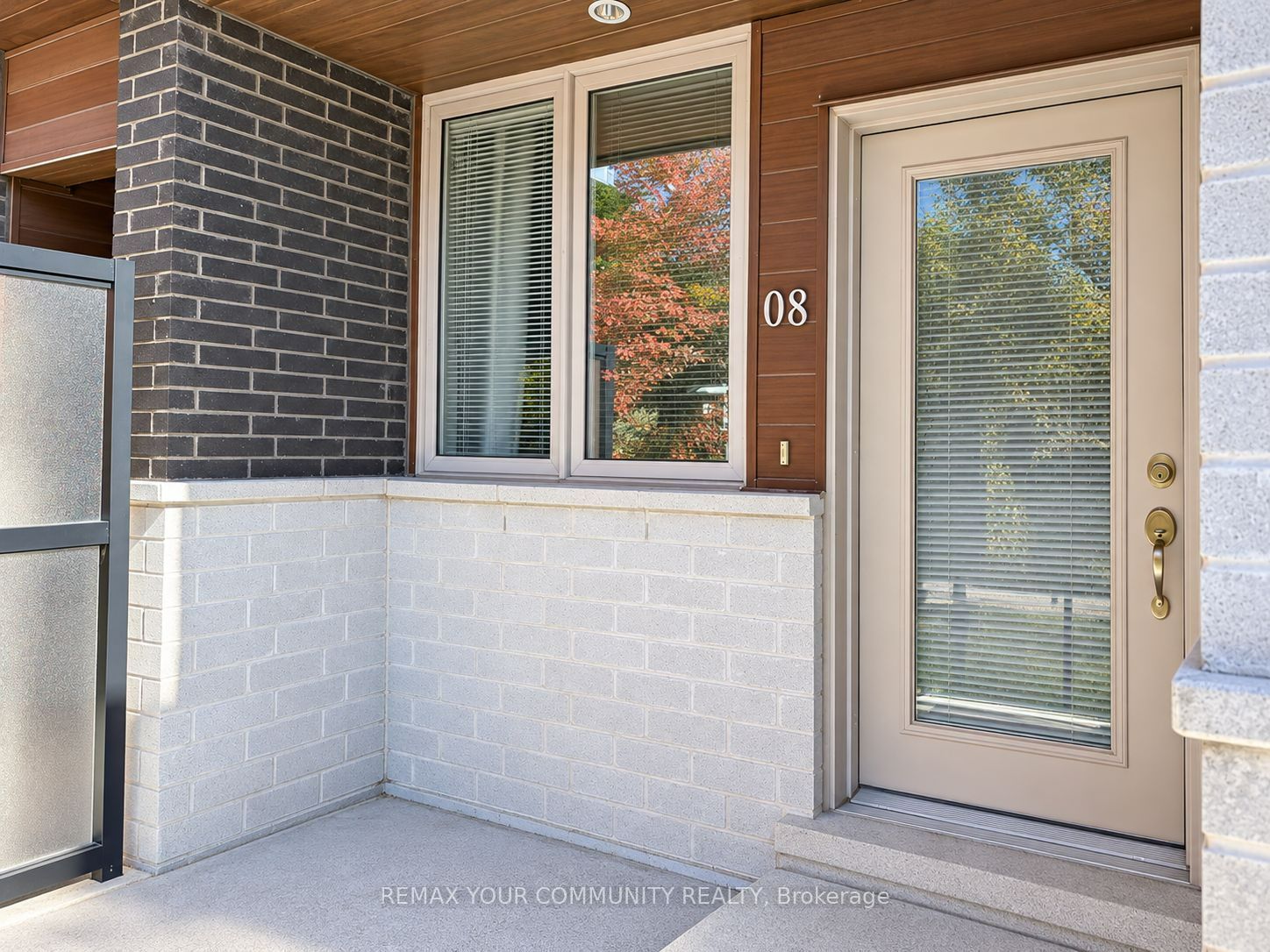 780 E Sheppard Avenue Th08 Property Photo 2