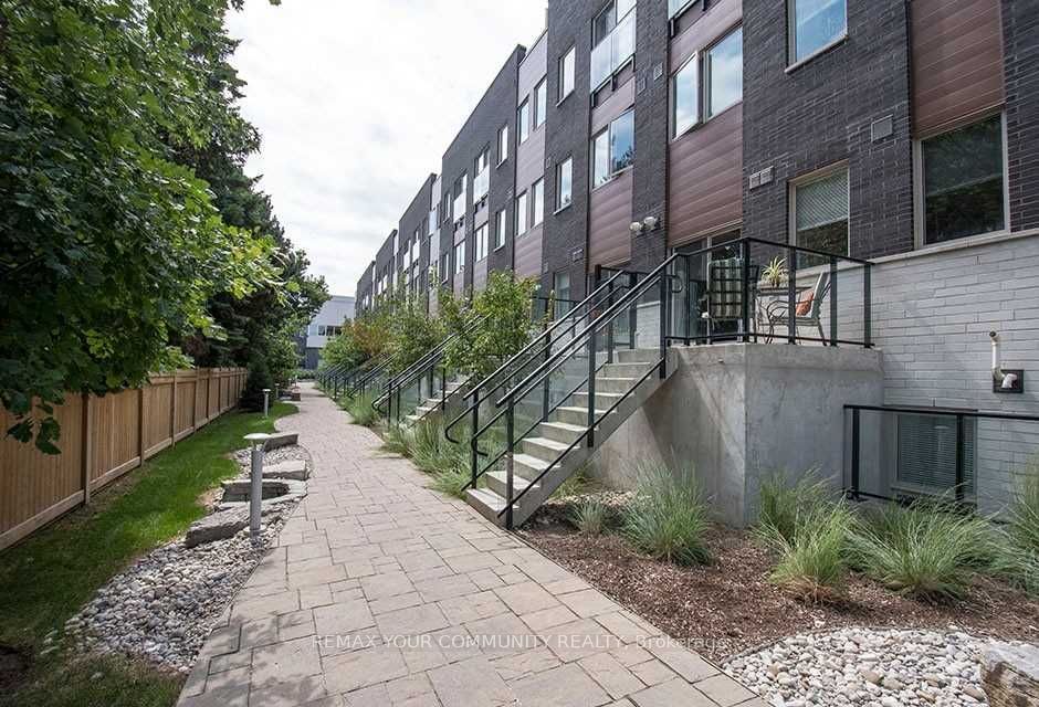 780 E Sheppard Avenue Th08 Property Photo 16
