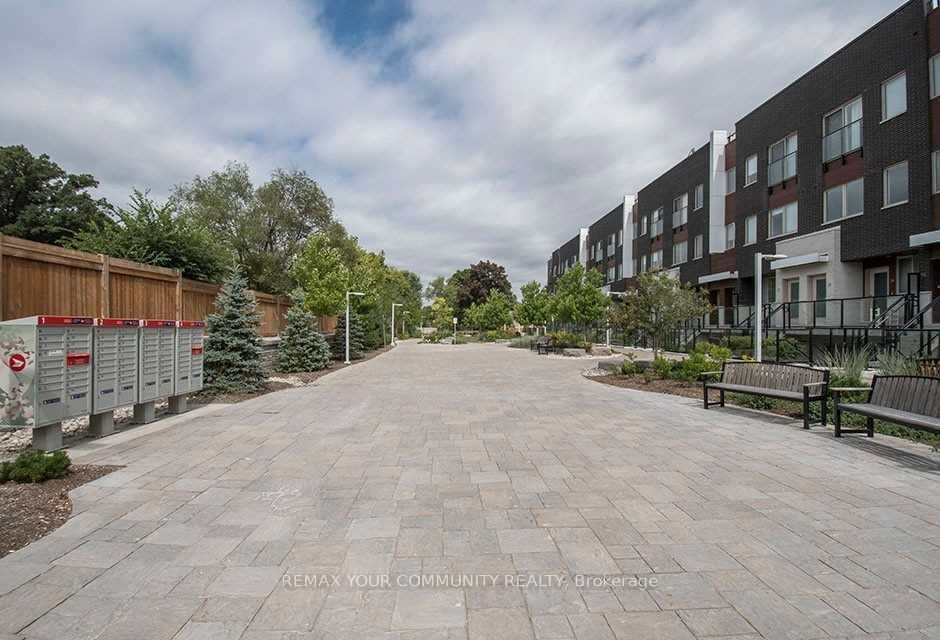 780 E Sheppard Avenue Th08 Property Photo 22