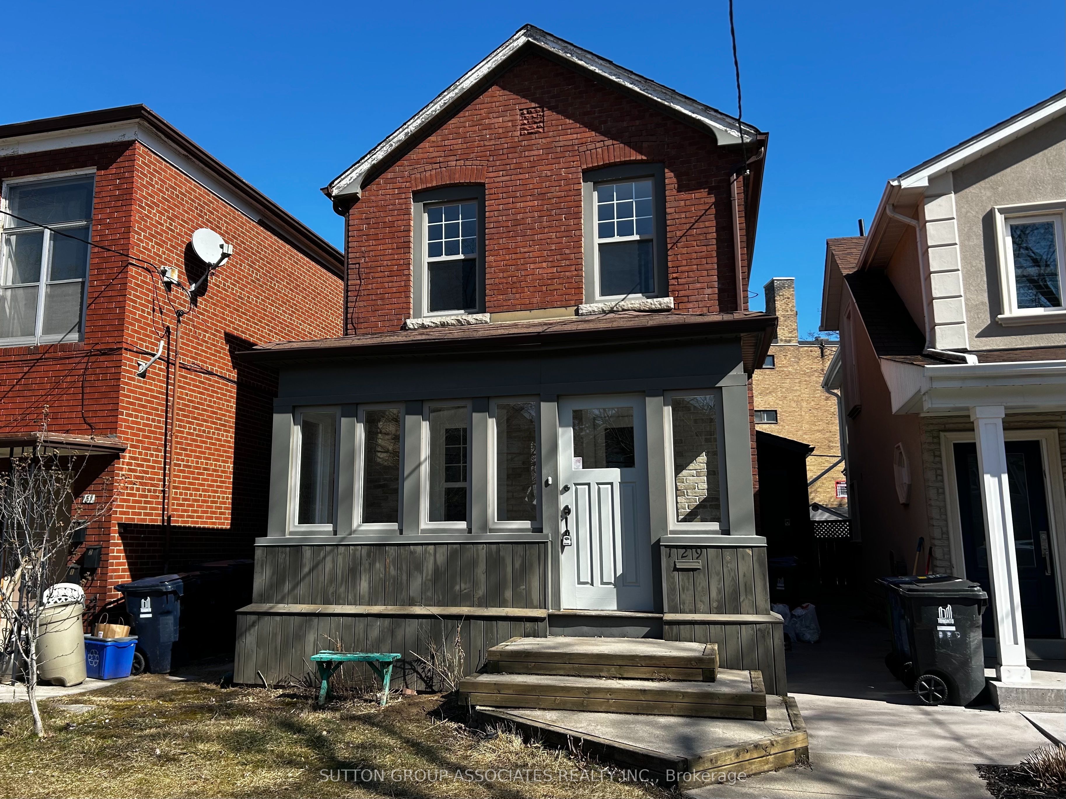 129 Kenwood Avenue Property Photo 1