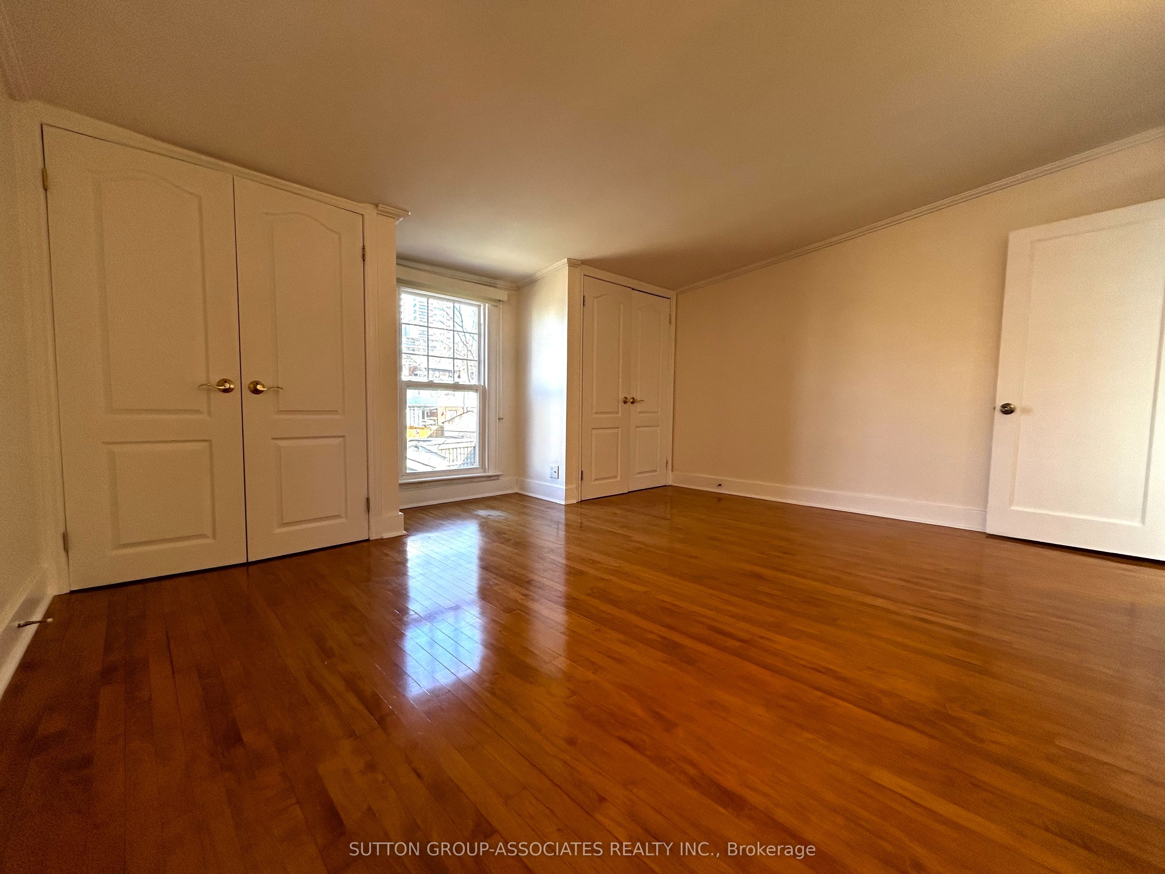129 Kenwood Avenue Property Photo 11