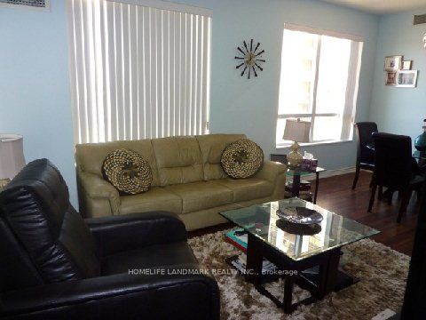 135 Wynford Drive 1605 Property Photo 12