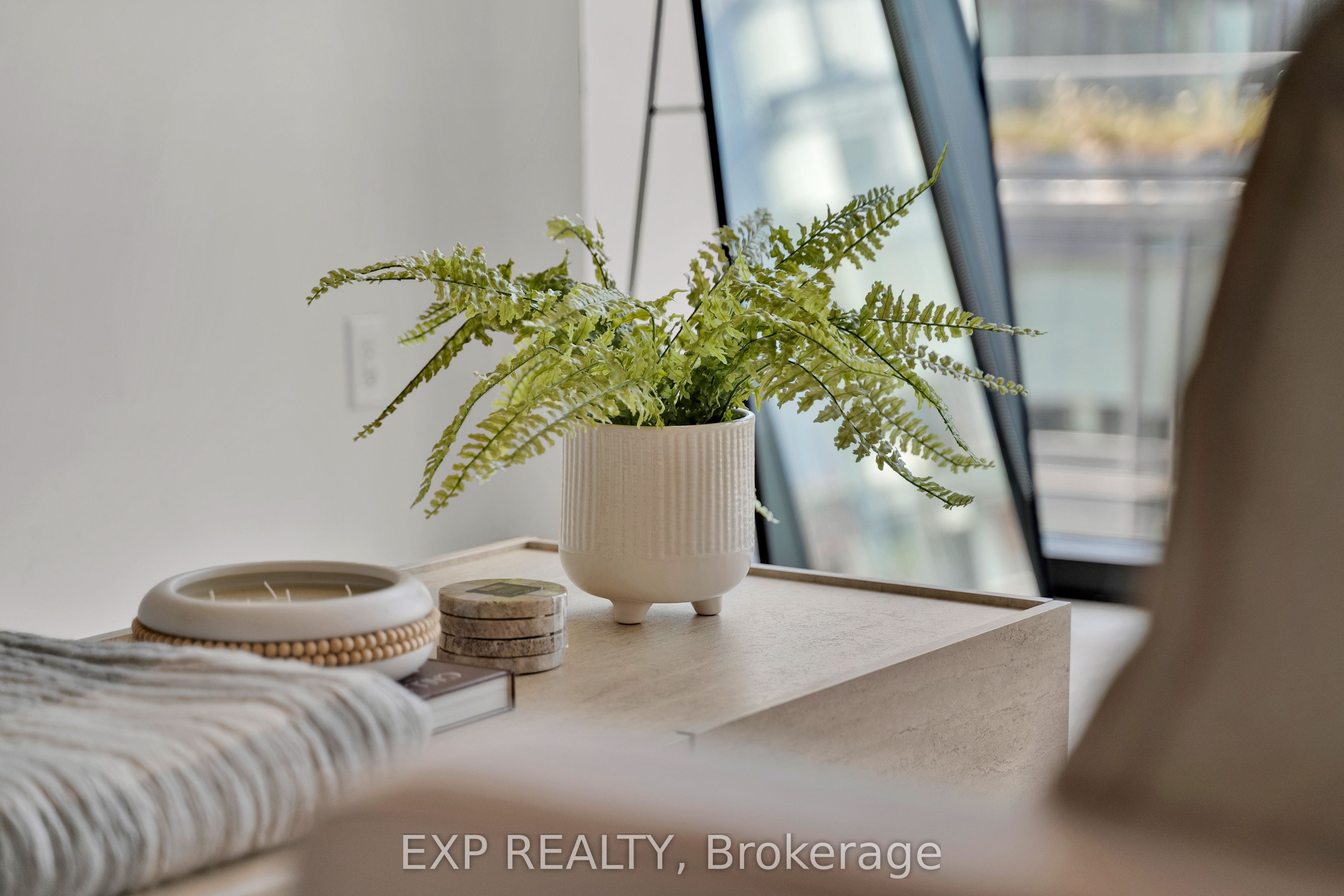 629 King Street 625 Property Photo 13