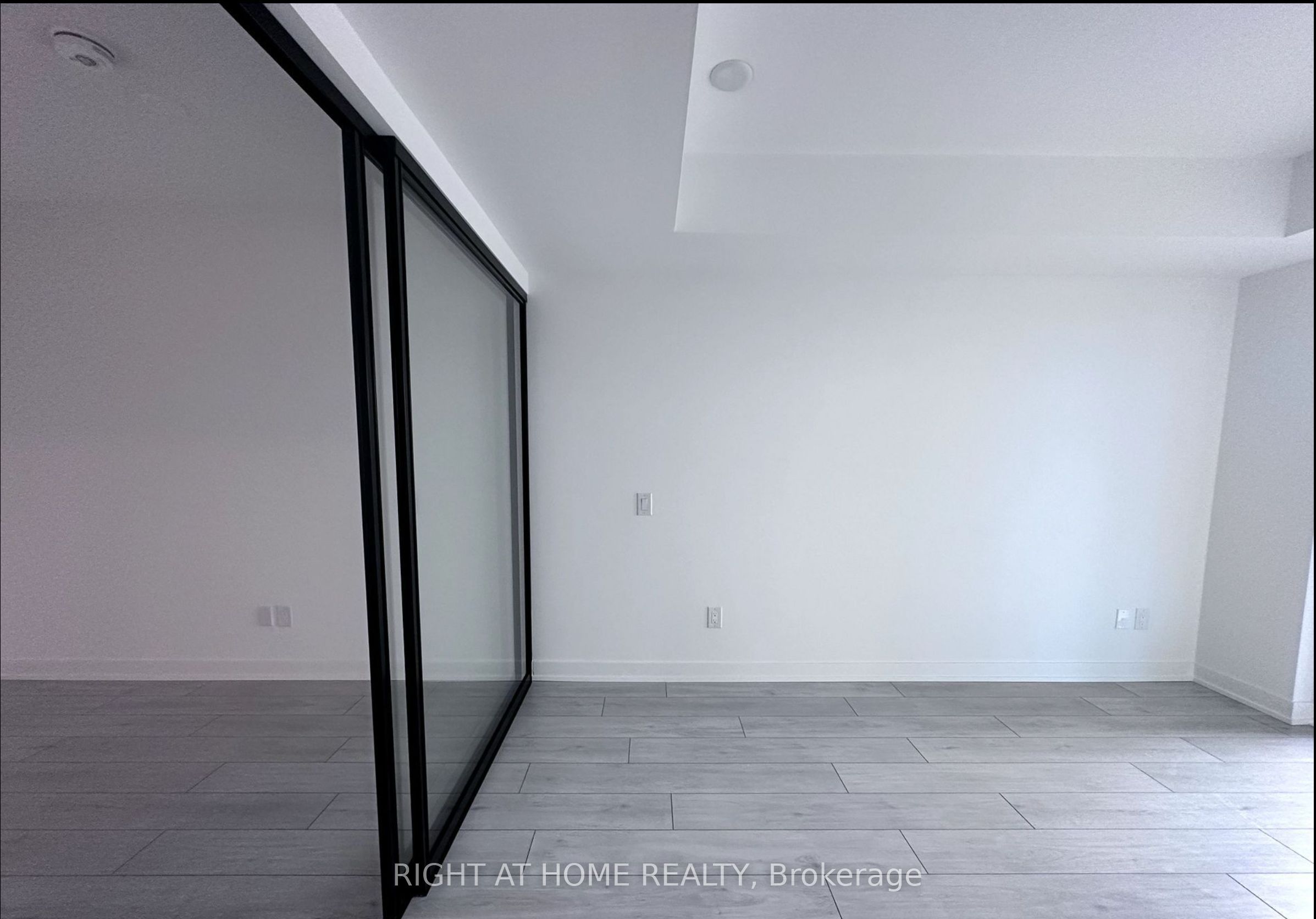 5 Lakeview Avenue 301 Property Photo 13