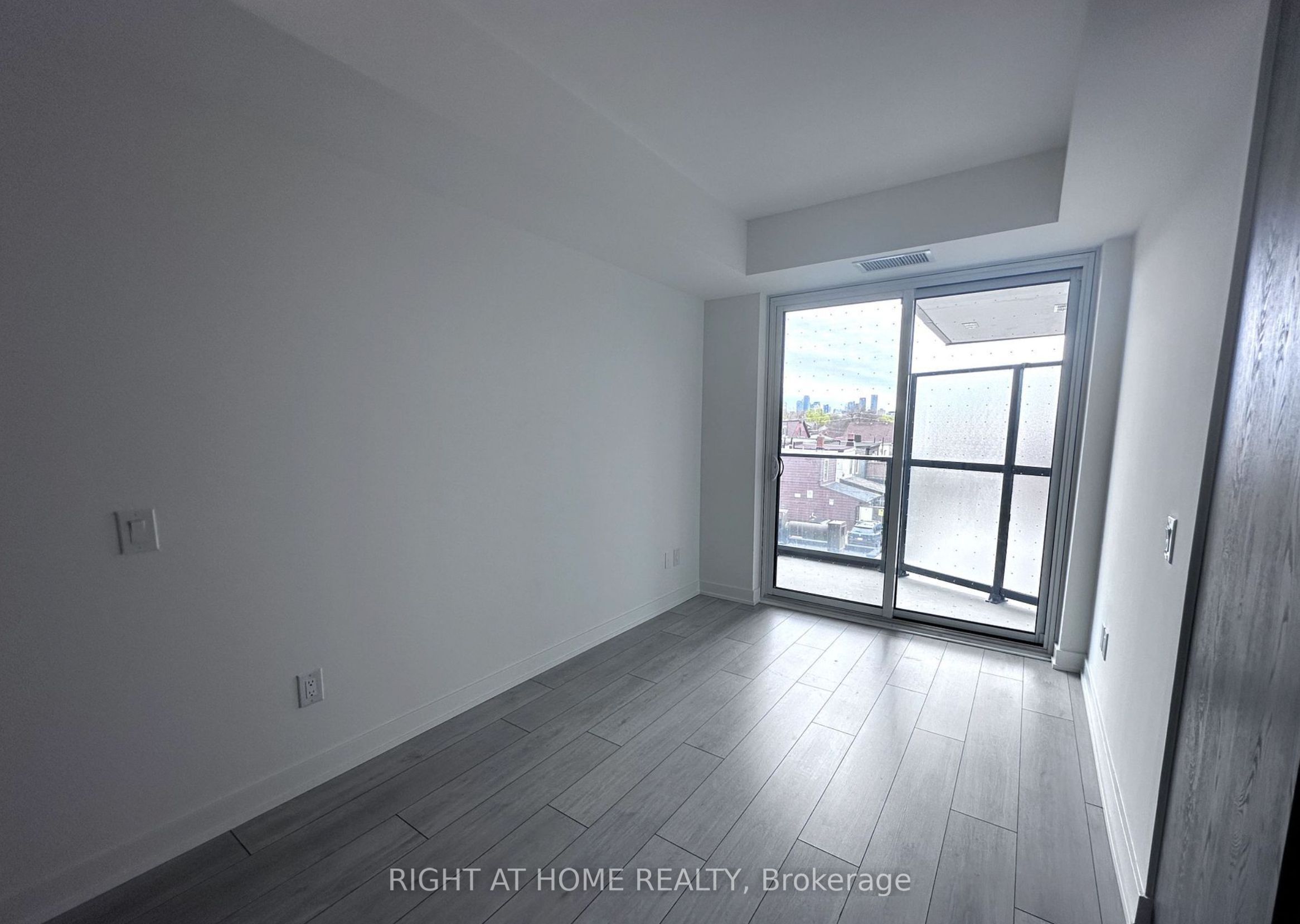 5 Lakeview Avenue 301 Property Photo 14