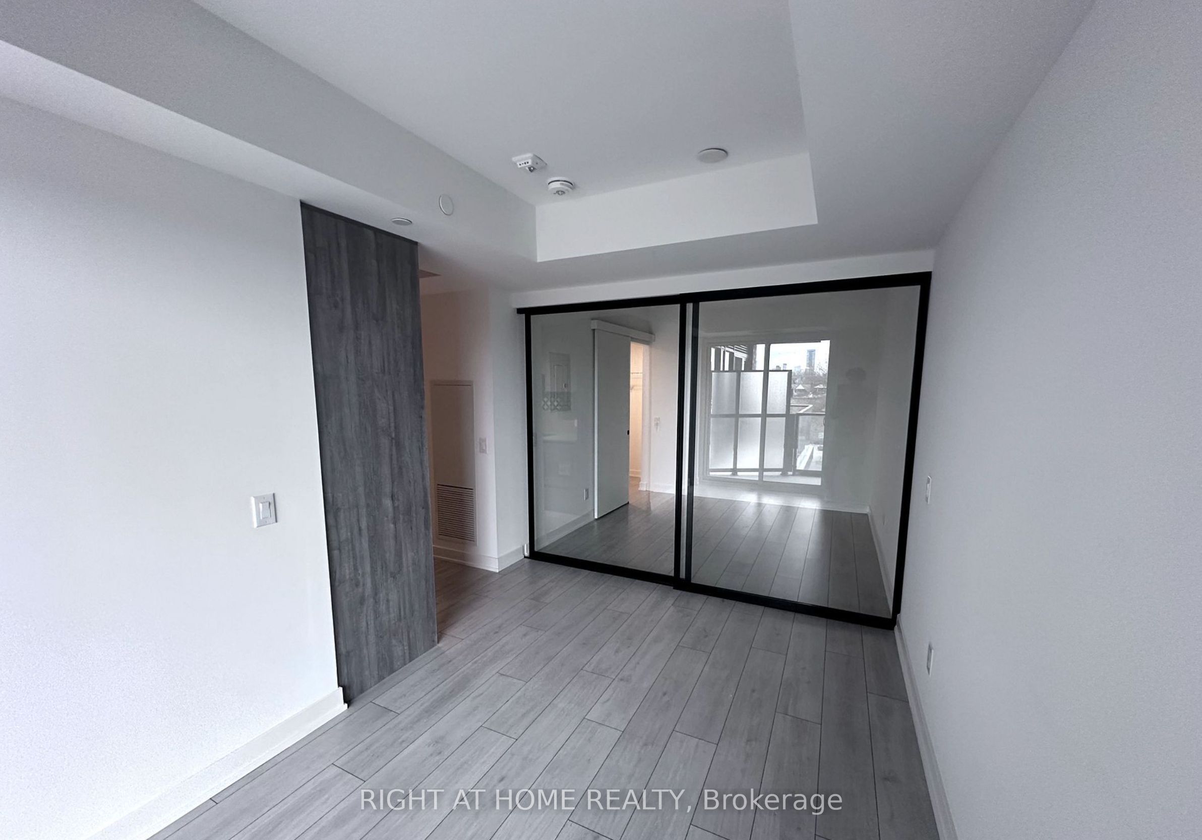 5 Lakeview Avenue 301 Property Photo 15