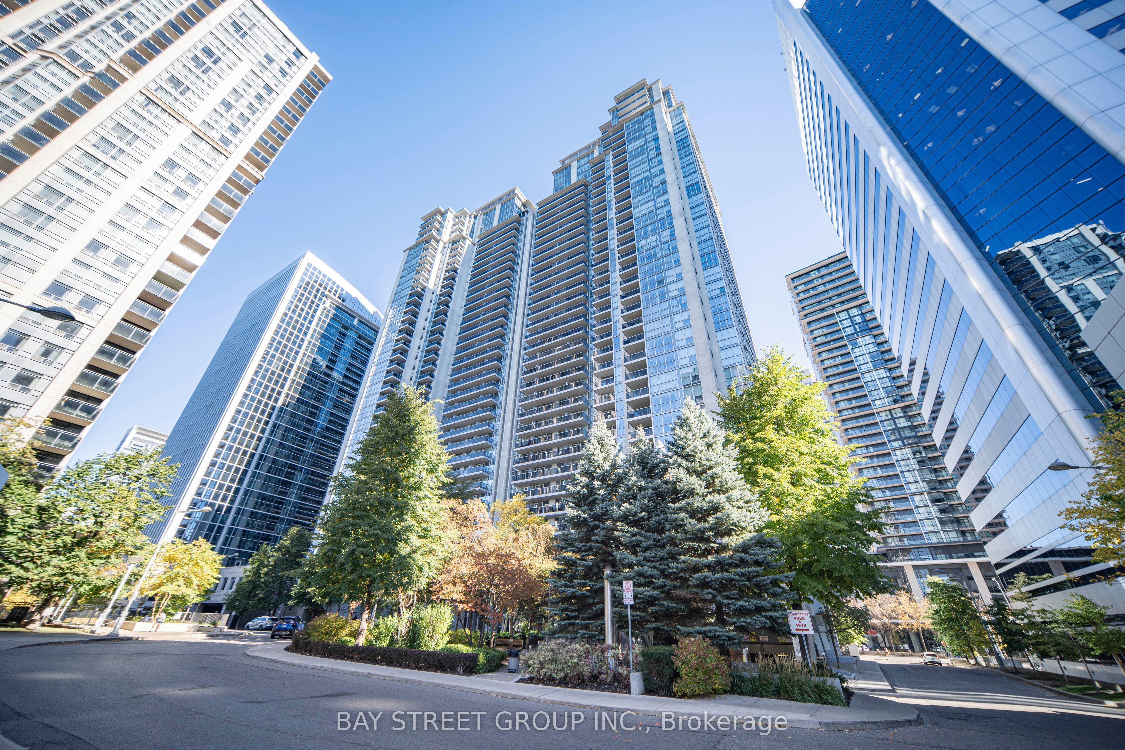 4978 Yonge Street 2810 Property Photo 2