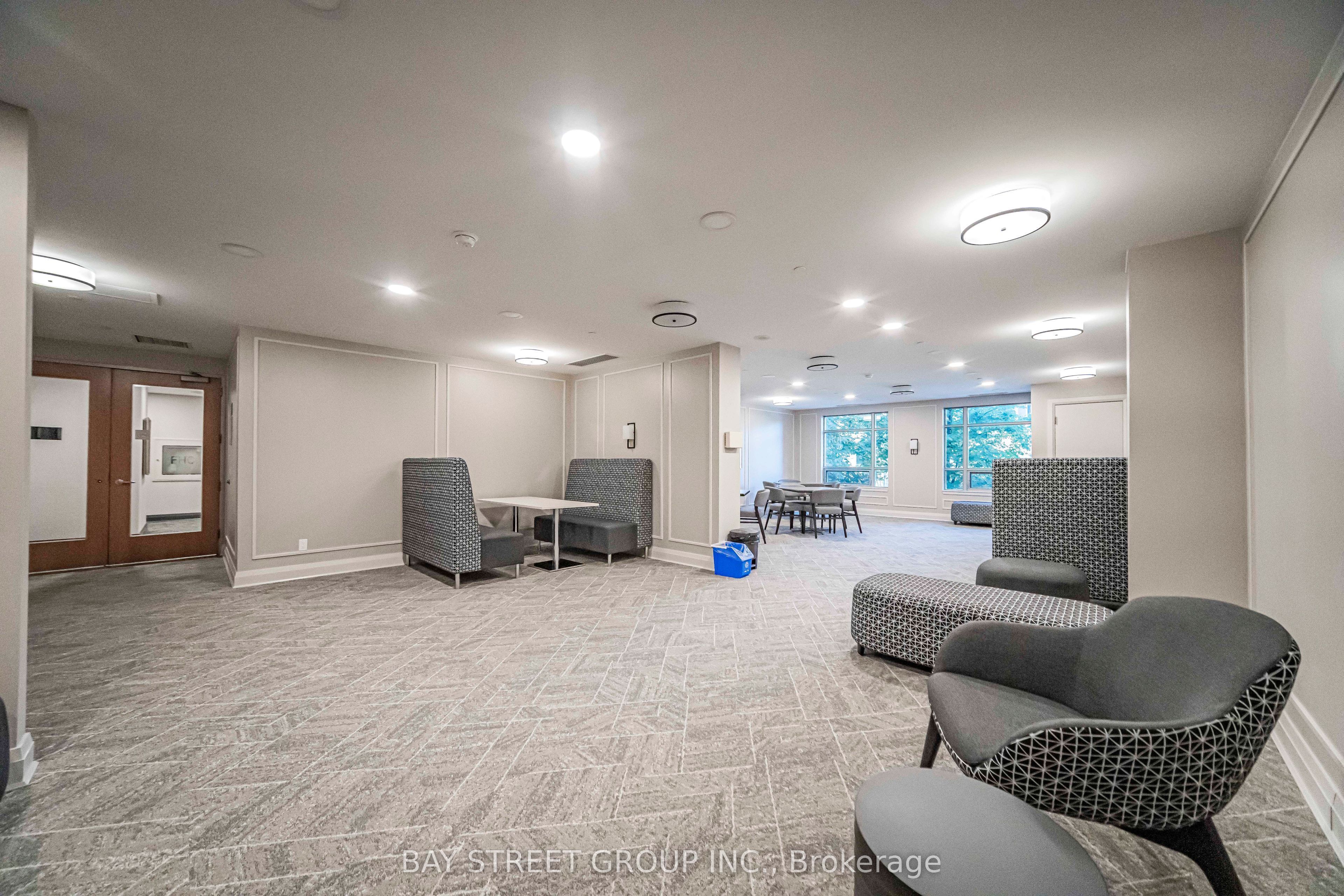 4978 Yonge Street 2810 Property Photo 6