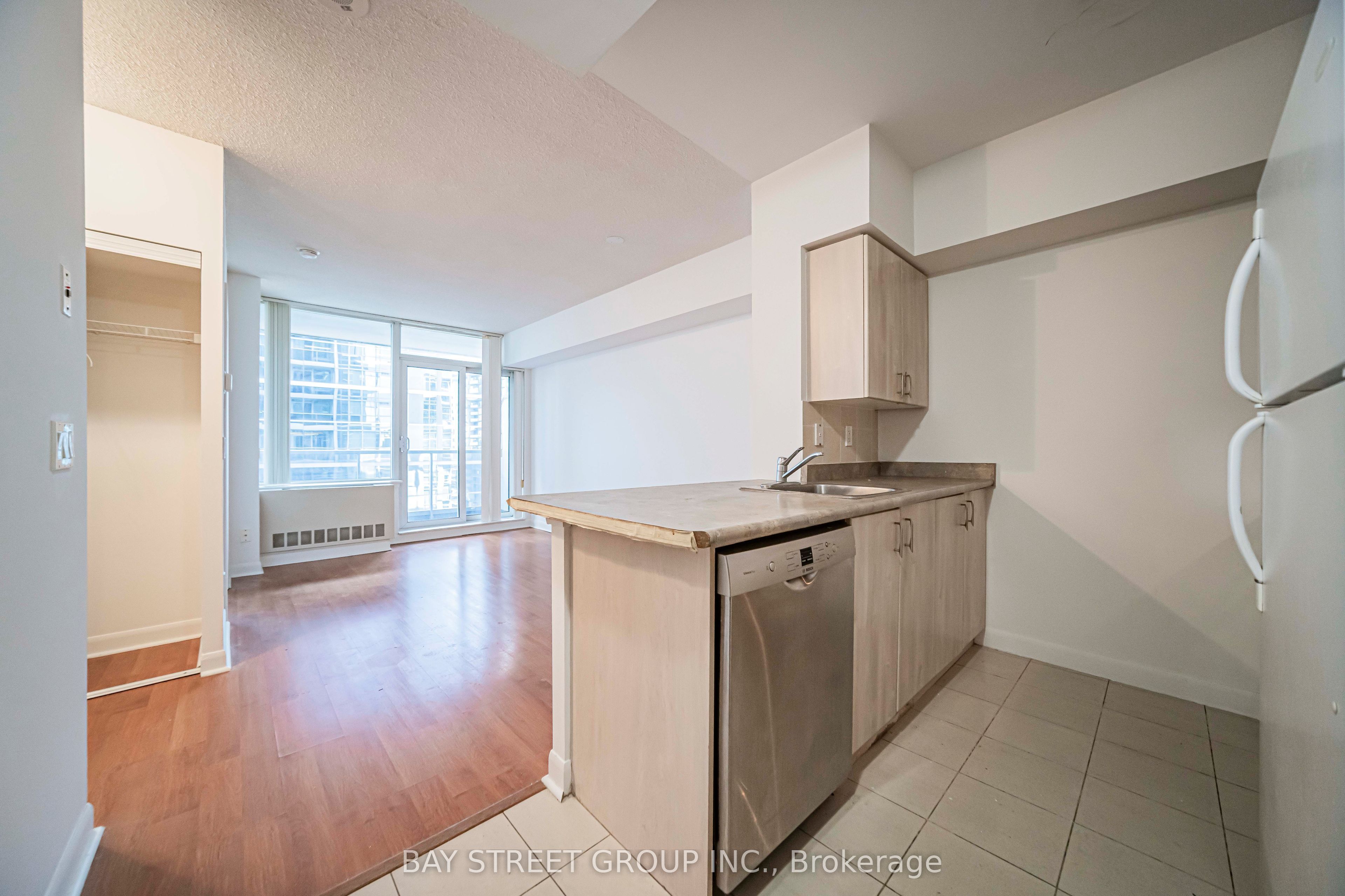 4978 Yonge Street 2810 Property Photo 19