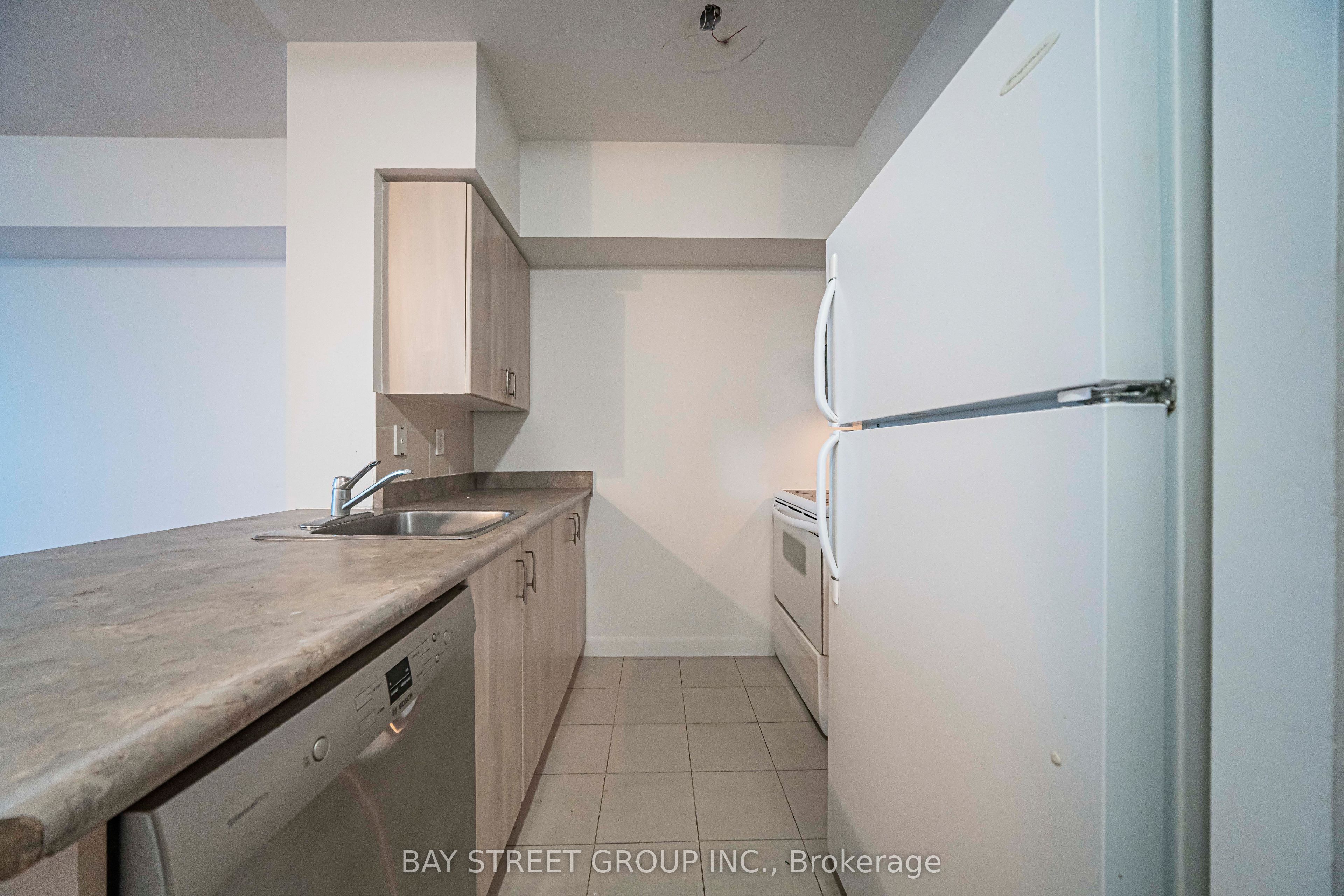 4978 Yonge Street 2810 Property Photo 20