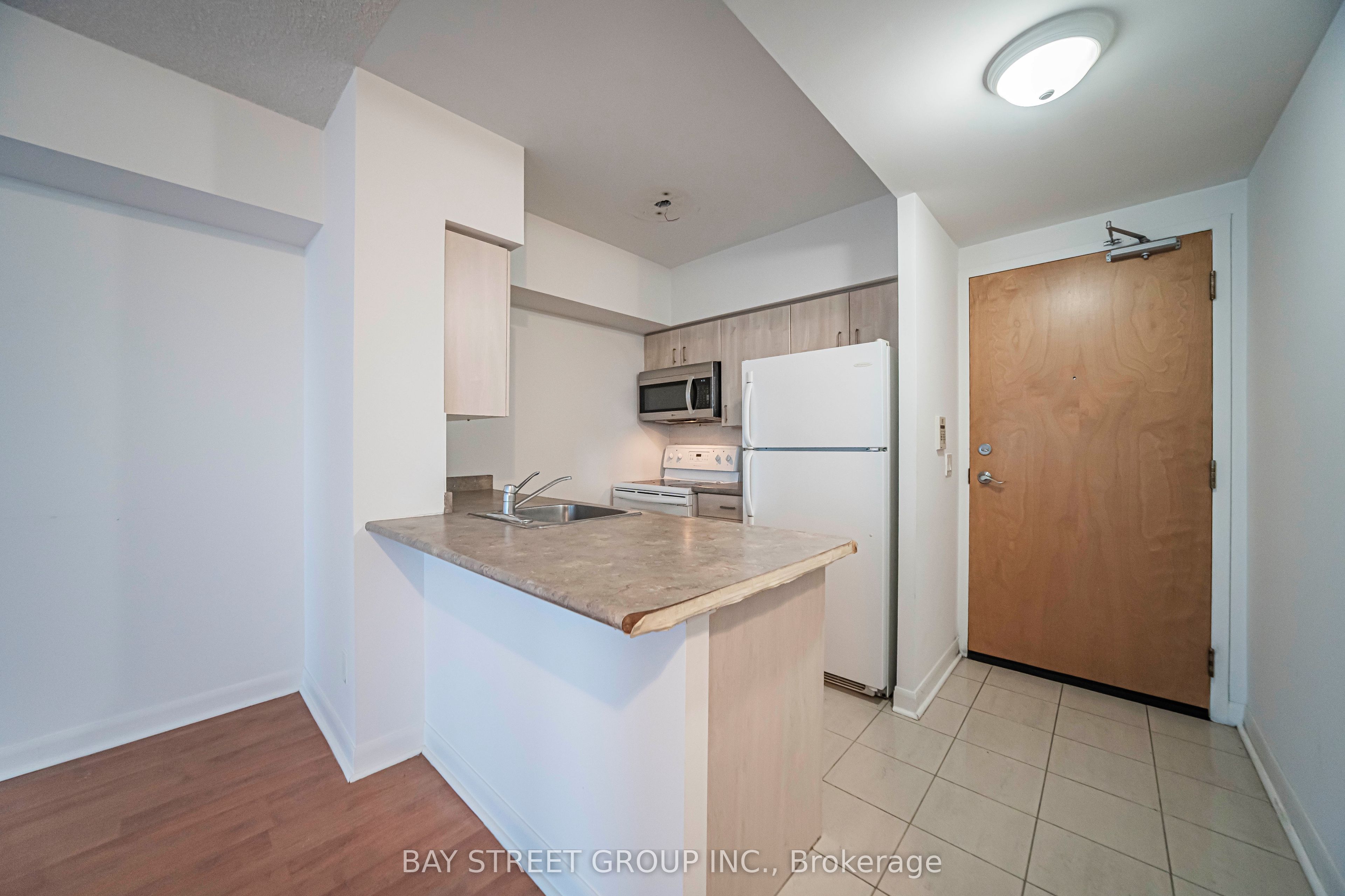 4978 Yonge Street 2810 Property Photo 22