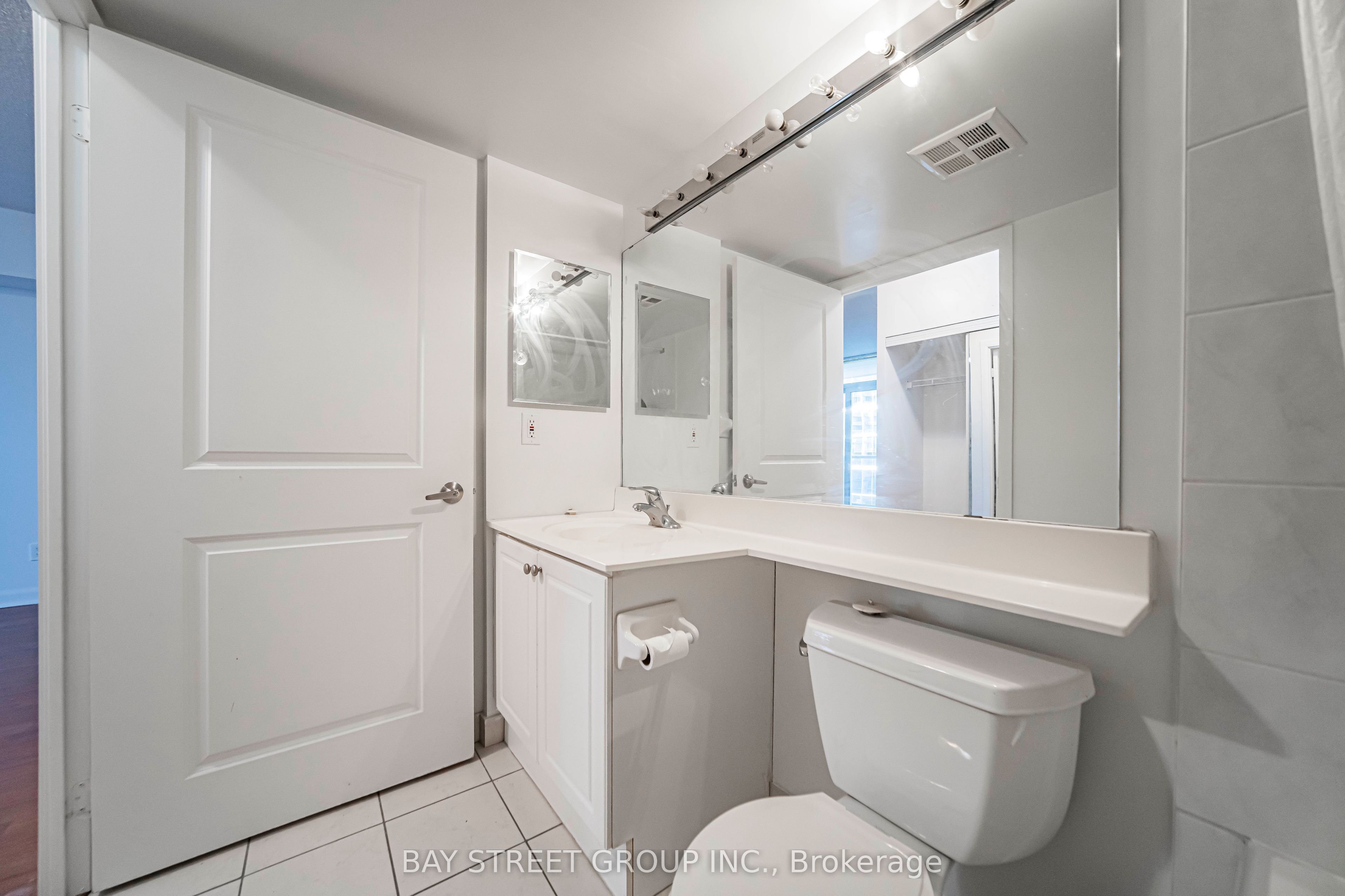 4978 Yonge Street 2810 Property Photo 35