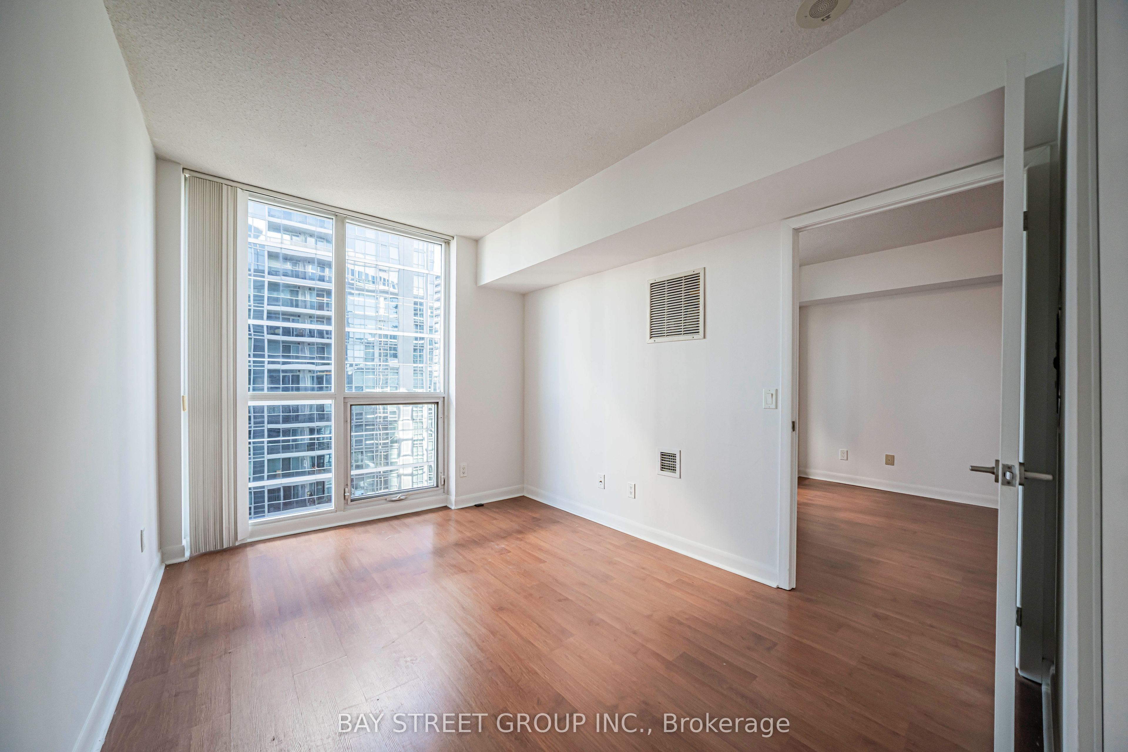 4978 Yonge Street 2810 Property Photo 38