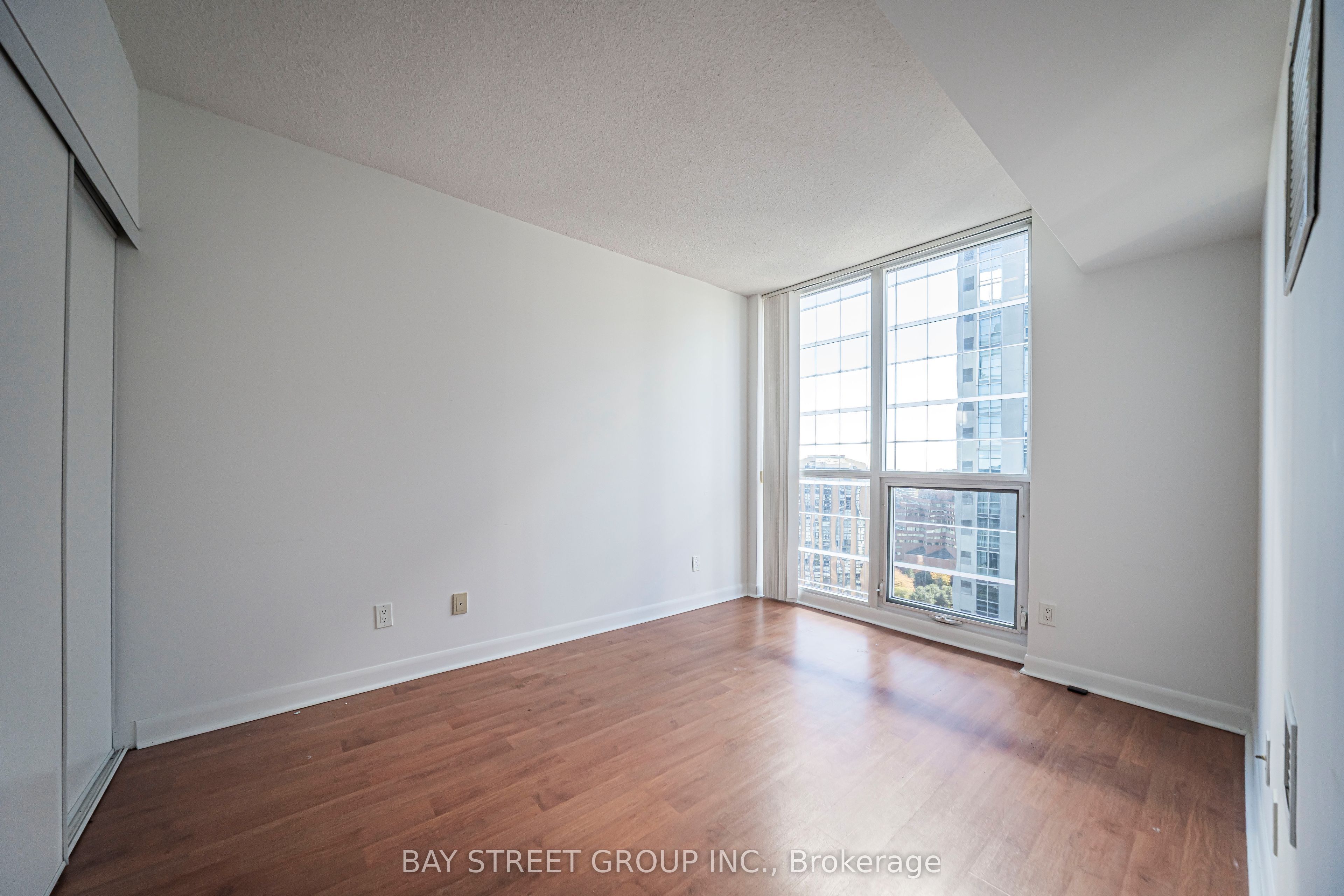 4978 Yonge Street 2810 Property Photo 40