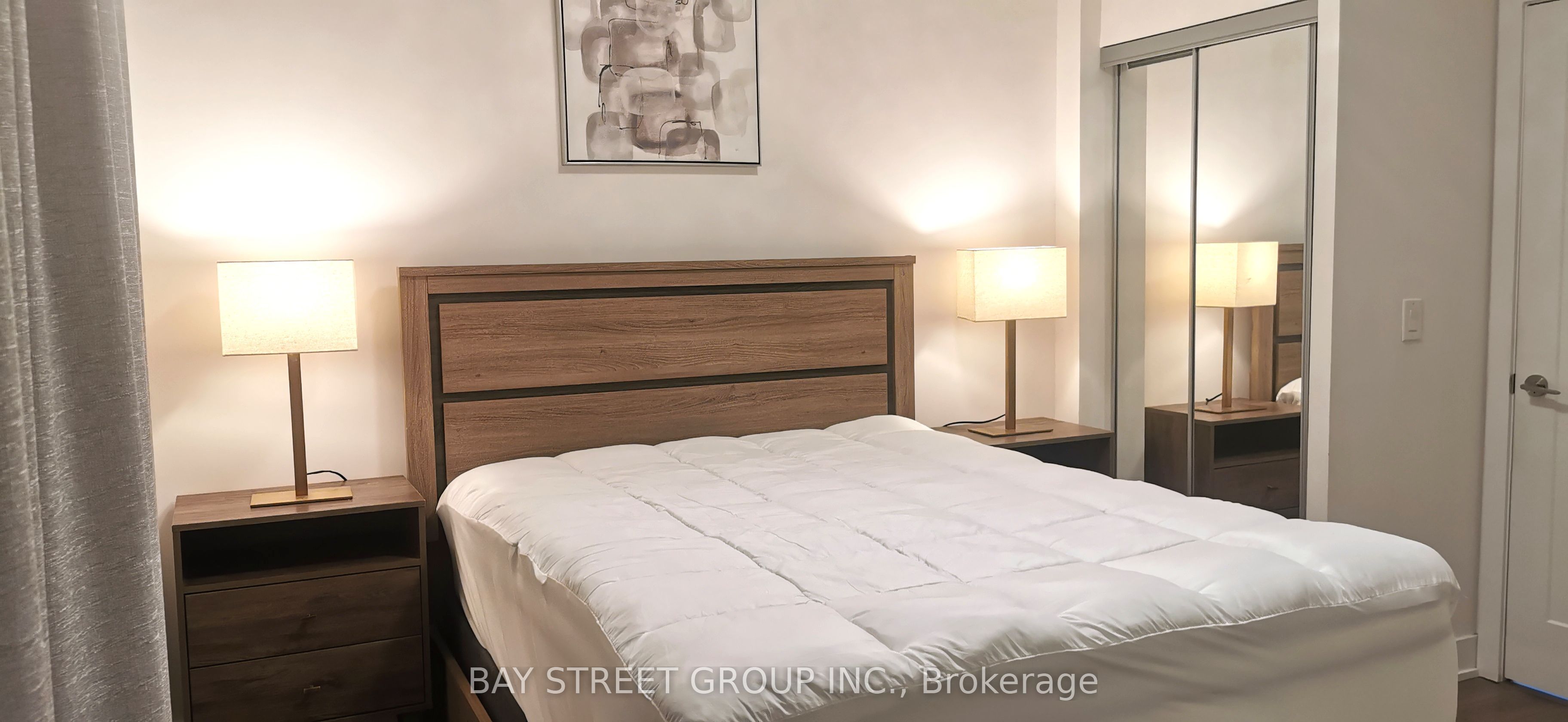 318 Richmond Street W 1109 Property Photo 6