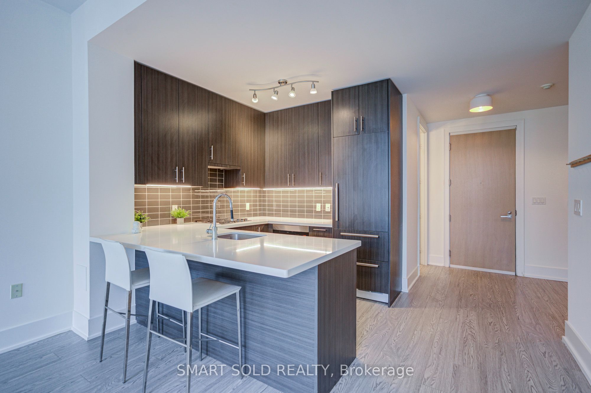 39 Queens Quay E 436 Property Photo 1