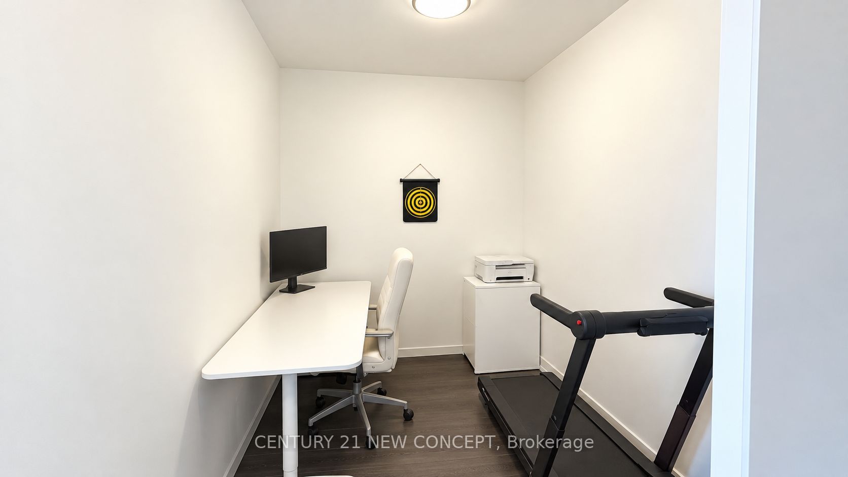 7 Golden Lion Heights N2402 Property Photo 13