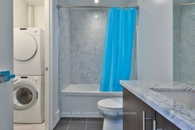 29 Queens Quay E 918 Property Photo 16