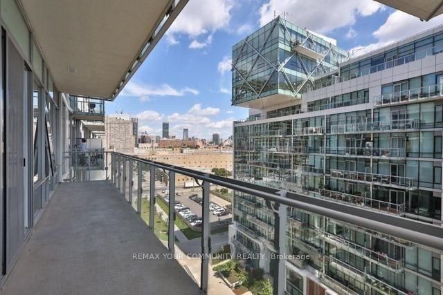 29 Queens Quay E 918 Property Photo 17