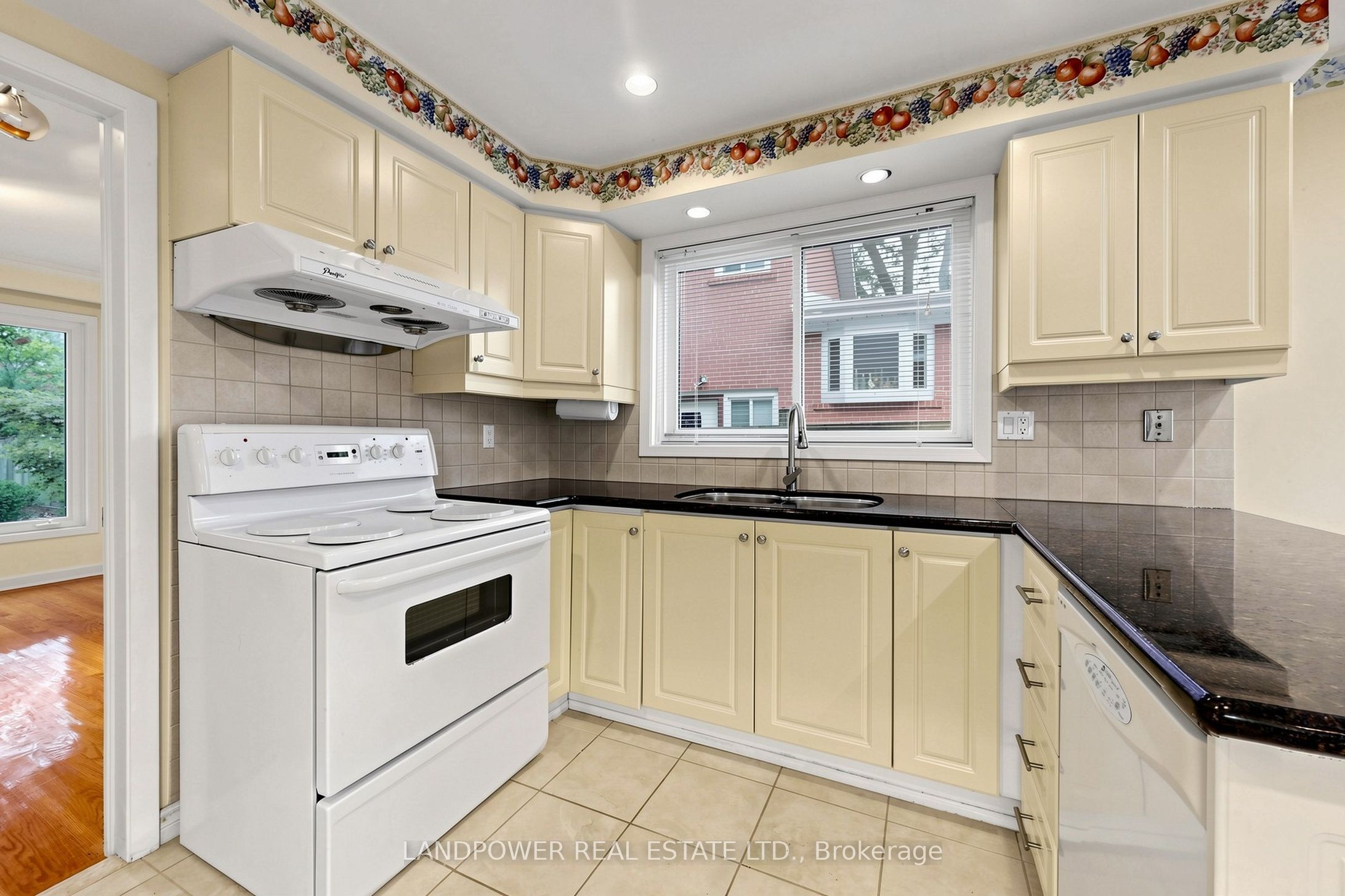 51 Bestview Drive Property Photo 12