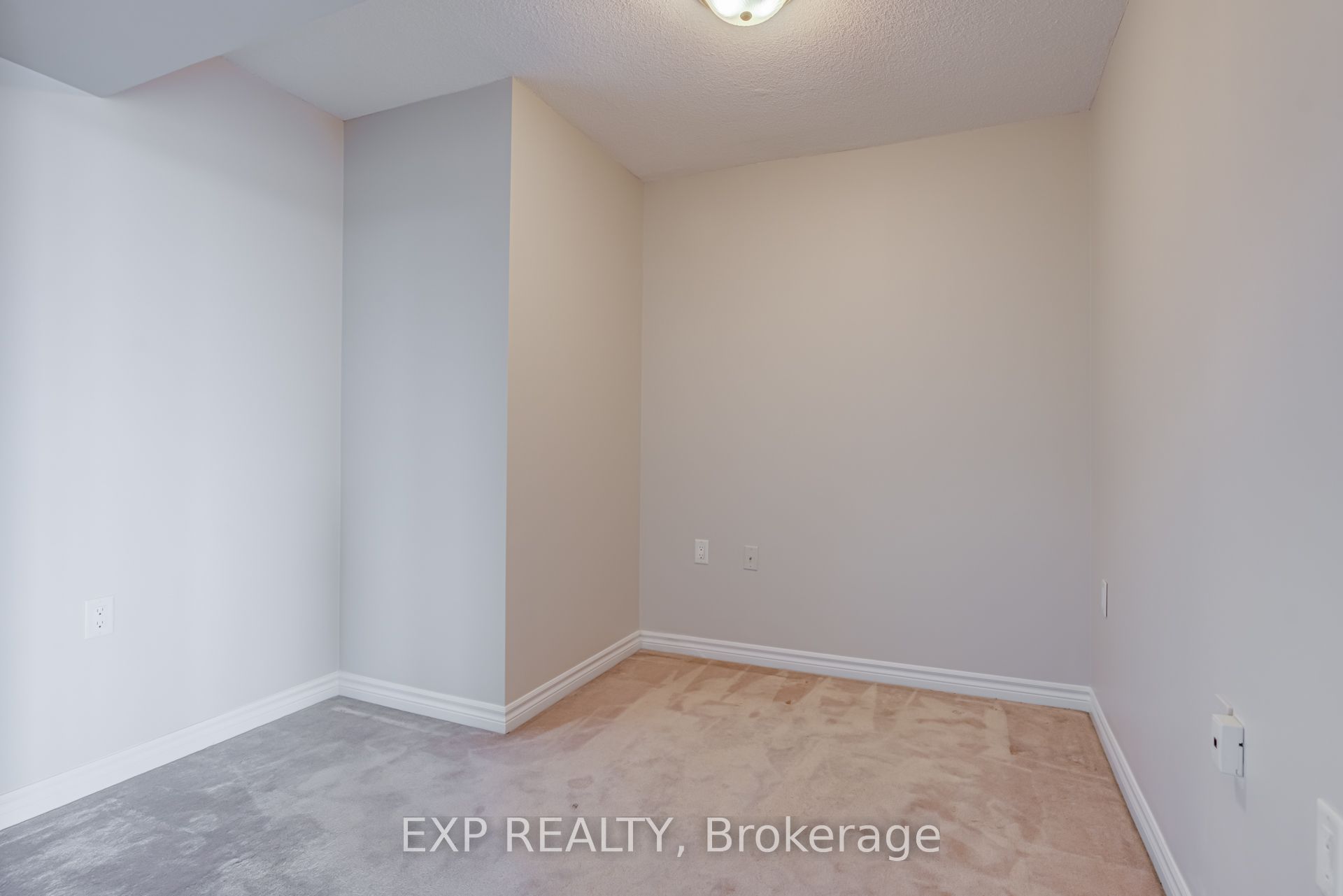 3840 Bathurst Street 506 Property Photo 14
