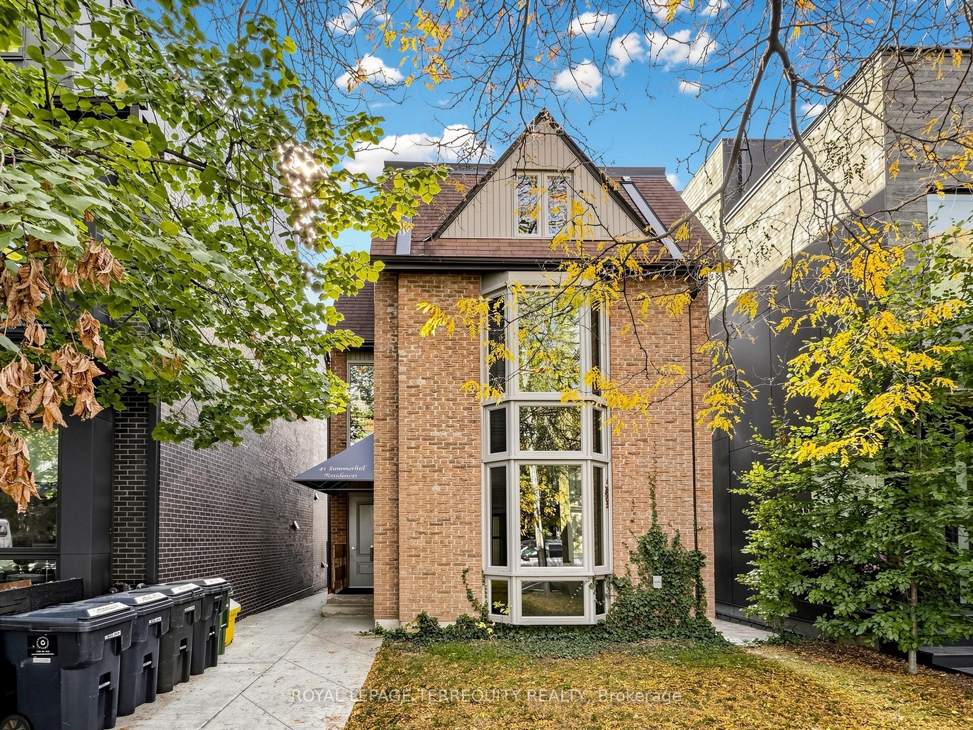 41 Summerhill Avenue 3 Property Photo 1