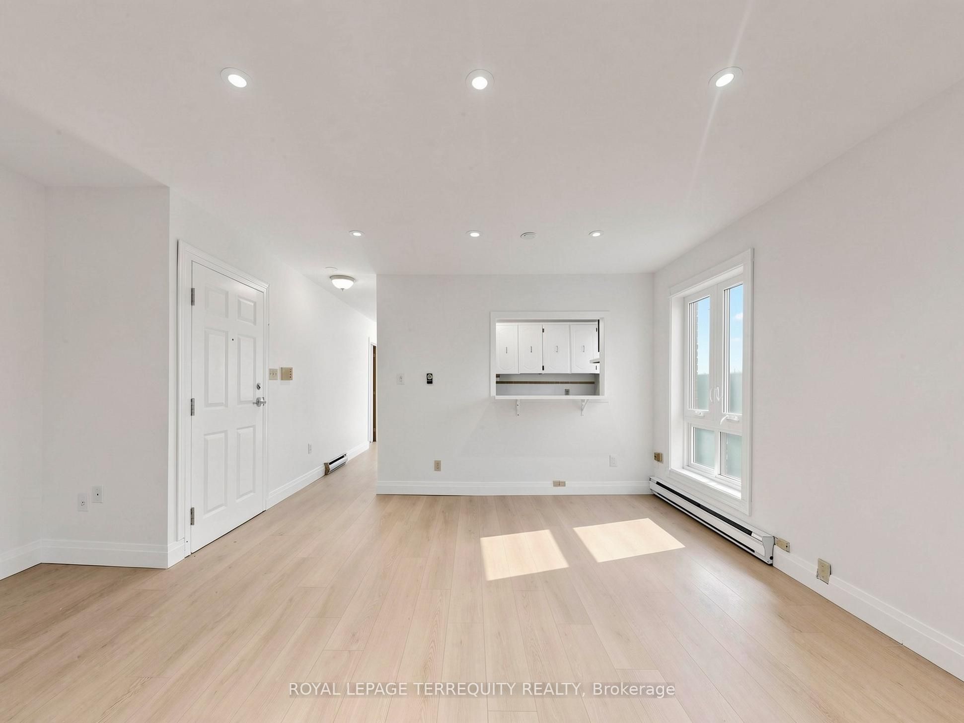 41 Summerhill Avenue 3 Property Photo 10