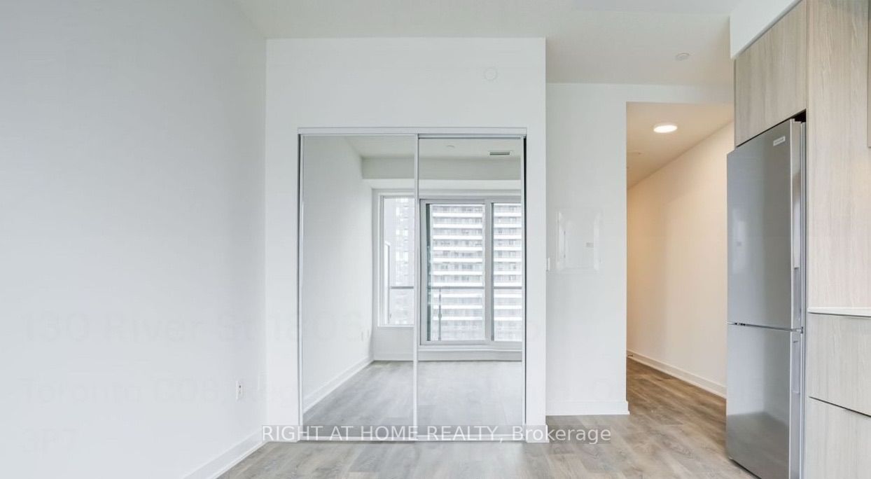 130 River Street 1806 Property Photo 5