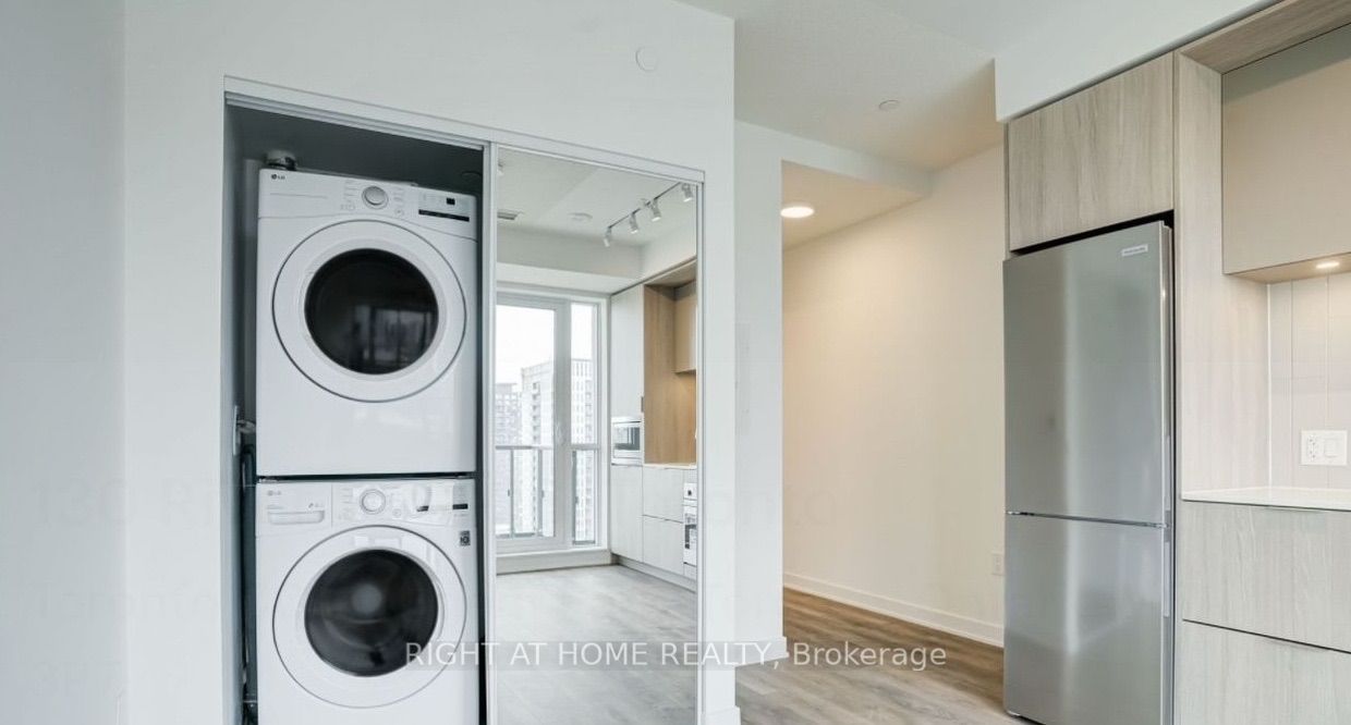 130 River Street 1806 Property Photo 6