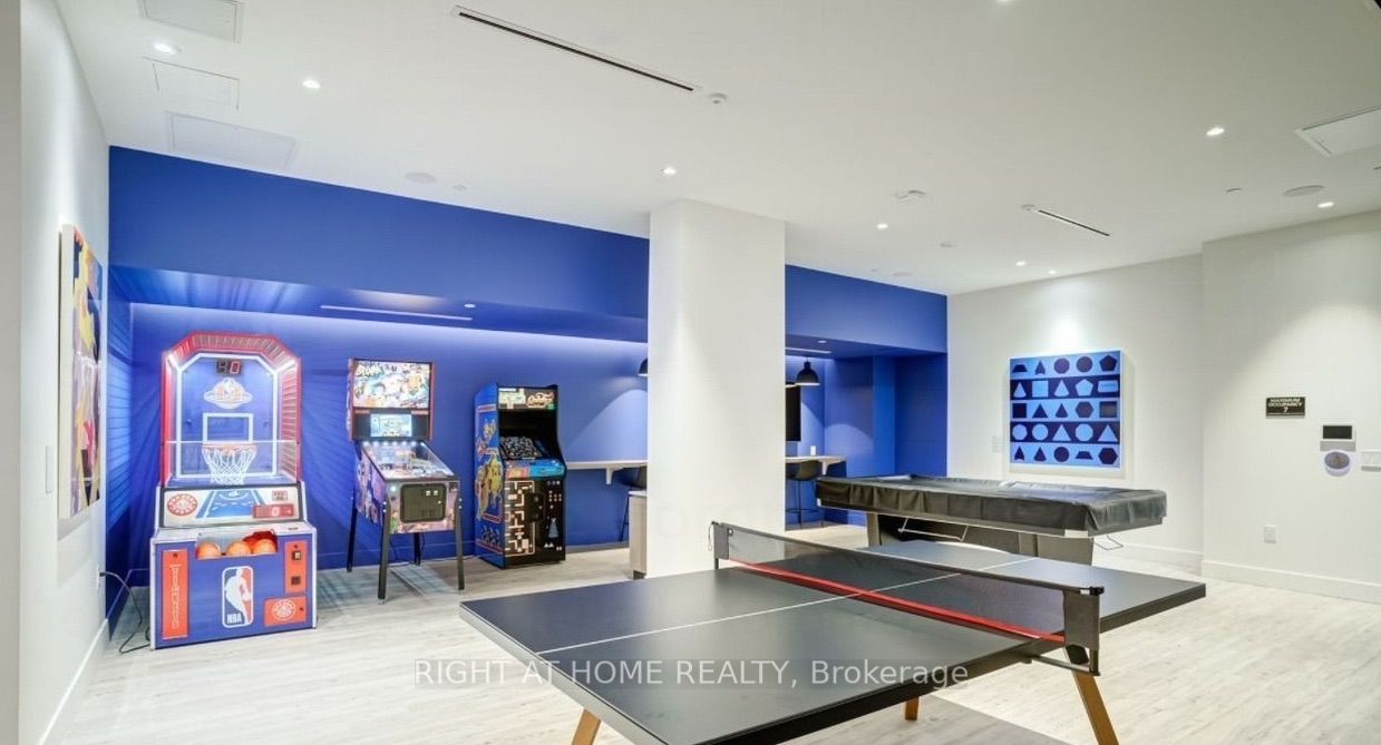 130 River Street 1806 Property Photo 10
